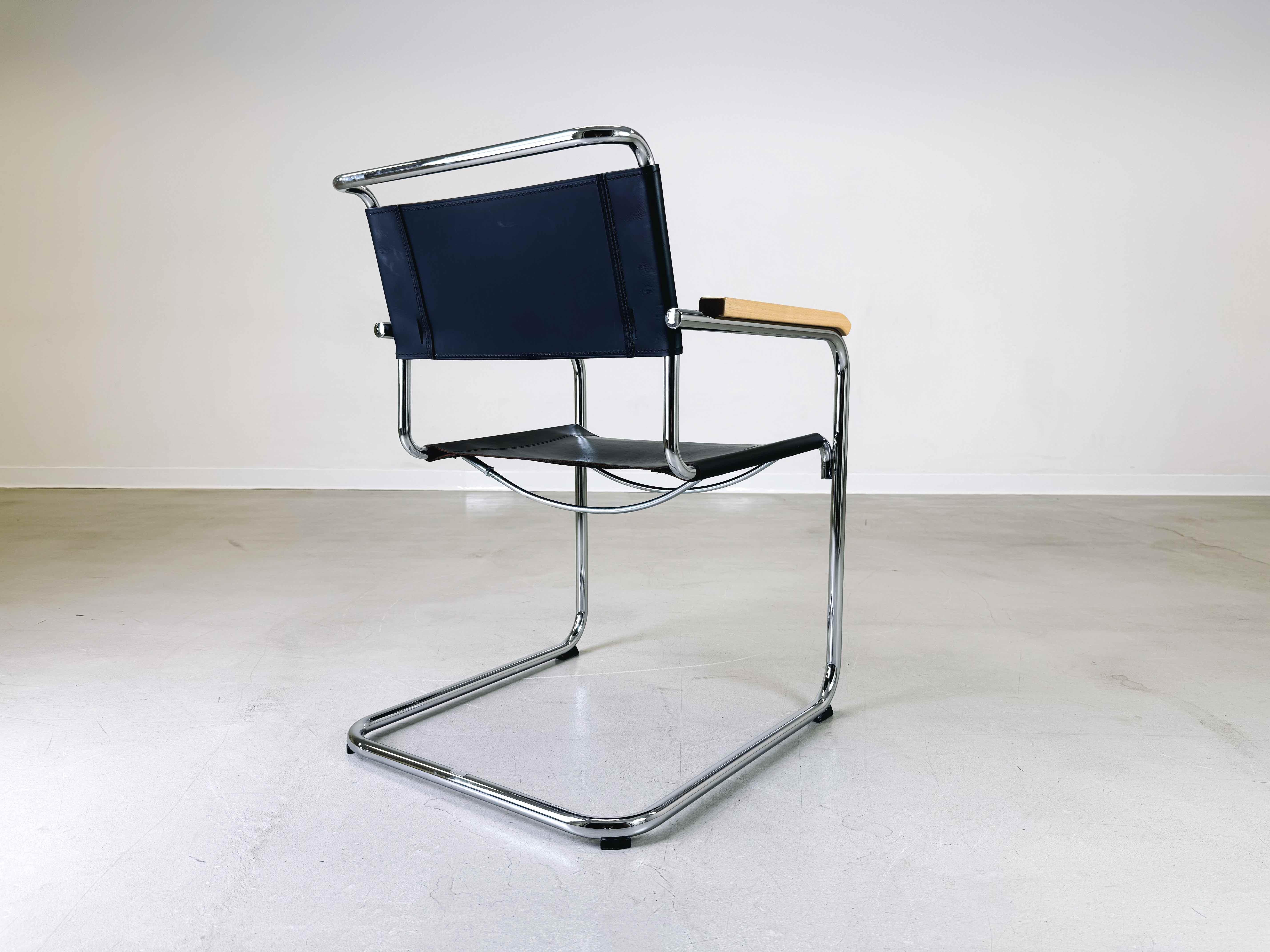 Late 20th Century 7x Original Thonet chair S33/ S34 with armrest Mart Stam leather black For Sale