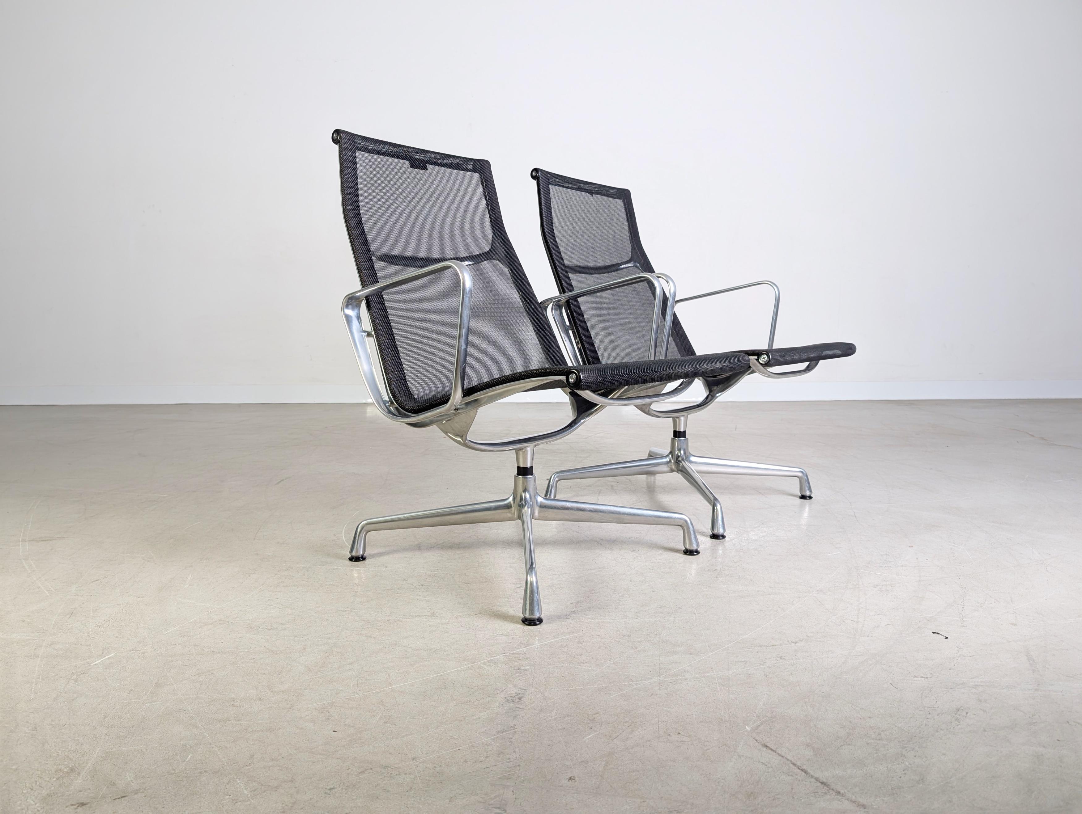 9x Original Vitra EA 115 Sessel Charles & Ray Eames Netz Mesh en Bueno estado para la venta en Berlin, DE