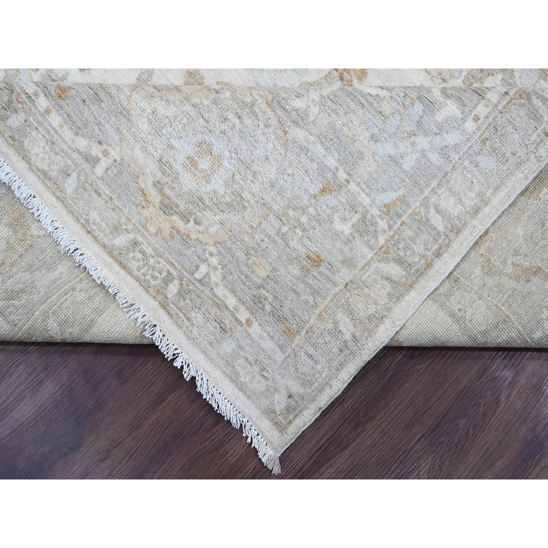 9'x11' Bianco Peshawar Heriz All Over Design annodato a mano in lana orientale In condizioni Nuovo in vendita a Carlstadt, NJ