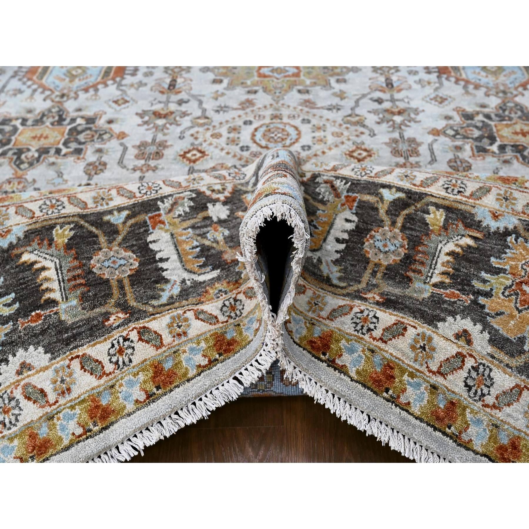 Noué à la main 9'x11'10