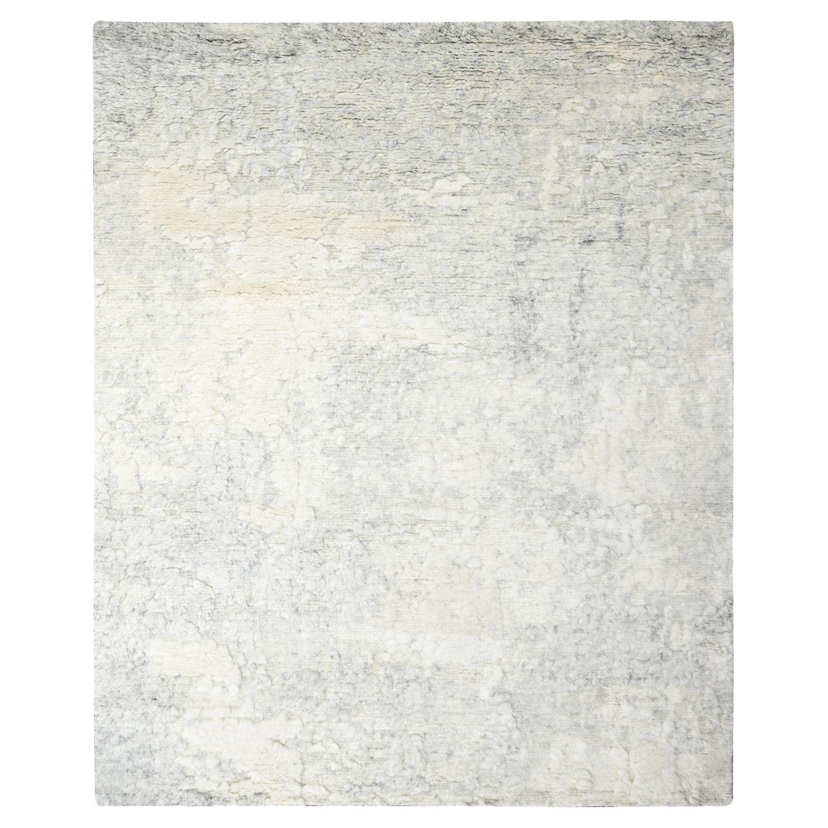 9'x11'8" White Thick Chunky Texture Tone on Tone Wool Hand Knotted Oriental Rug For Sale