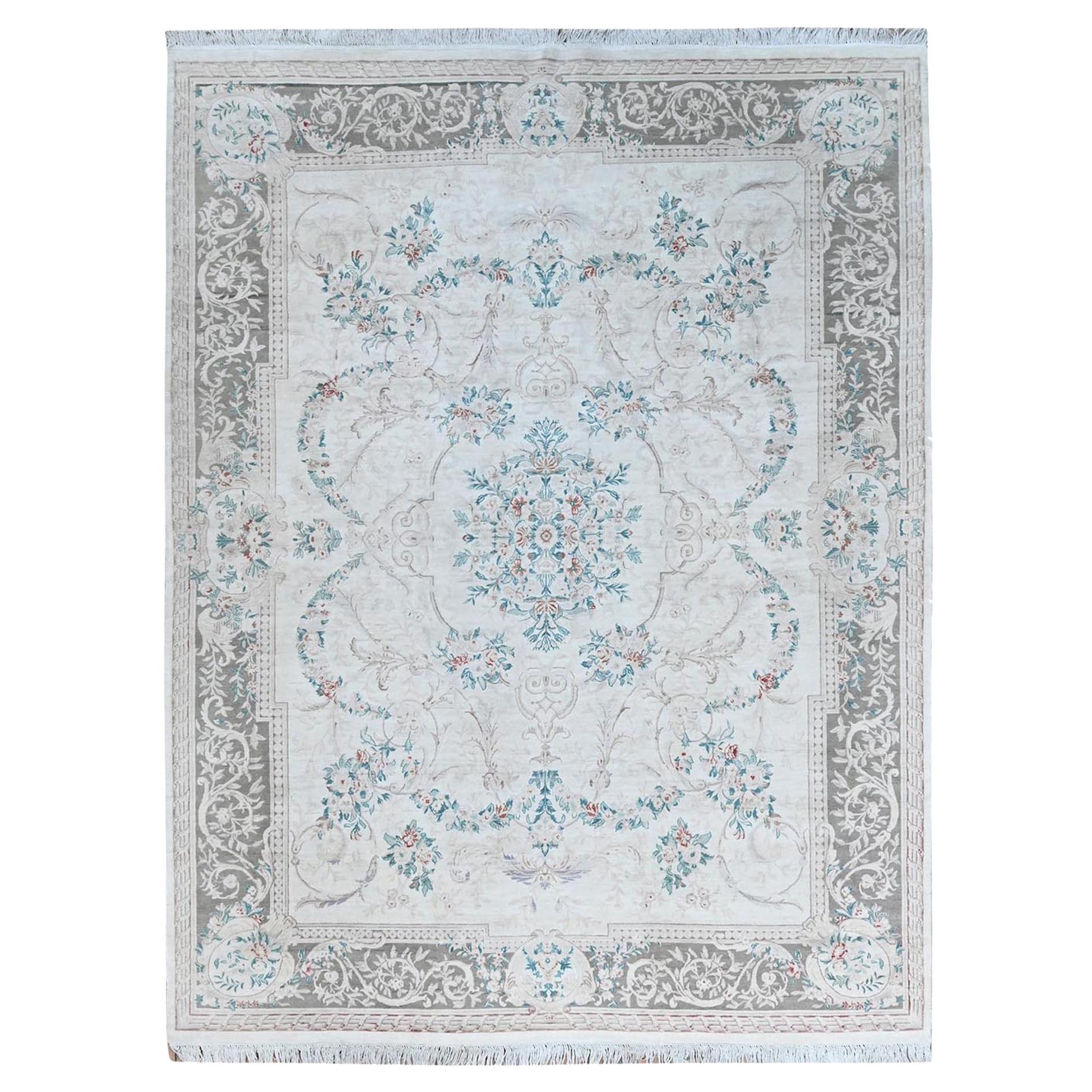 9
x11
9" Daisy White Aubusson Design Pak Persisch 300 KPSI Handgeknüpfter Wollteppich im Angebot