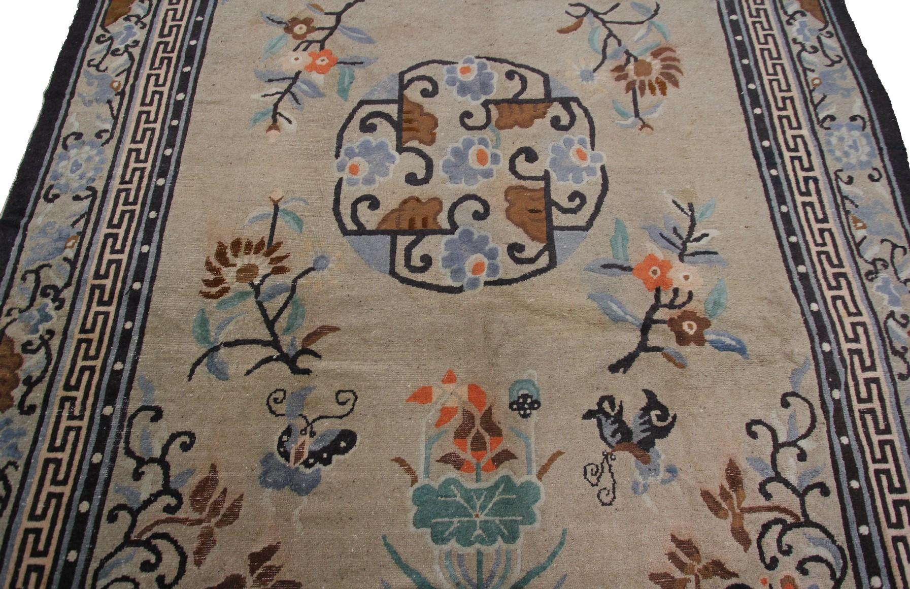 Wool Antique Chinese Peking Rug Antique Chinese Art Deco Ningxia Qing Dynasty For Sale