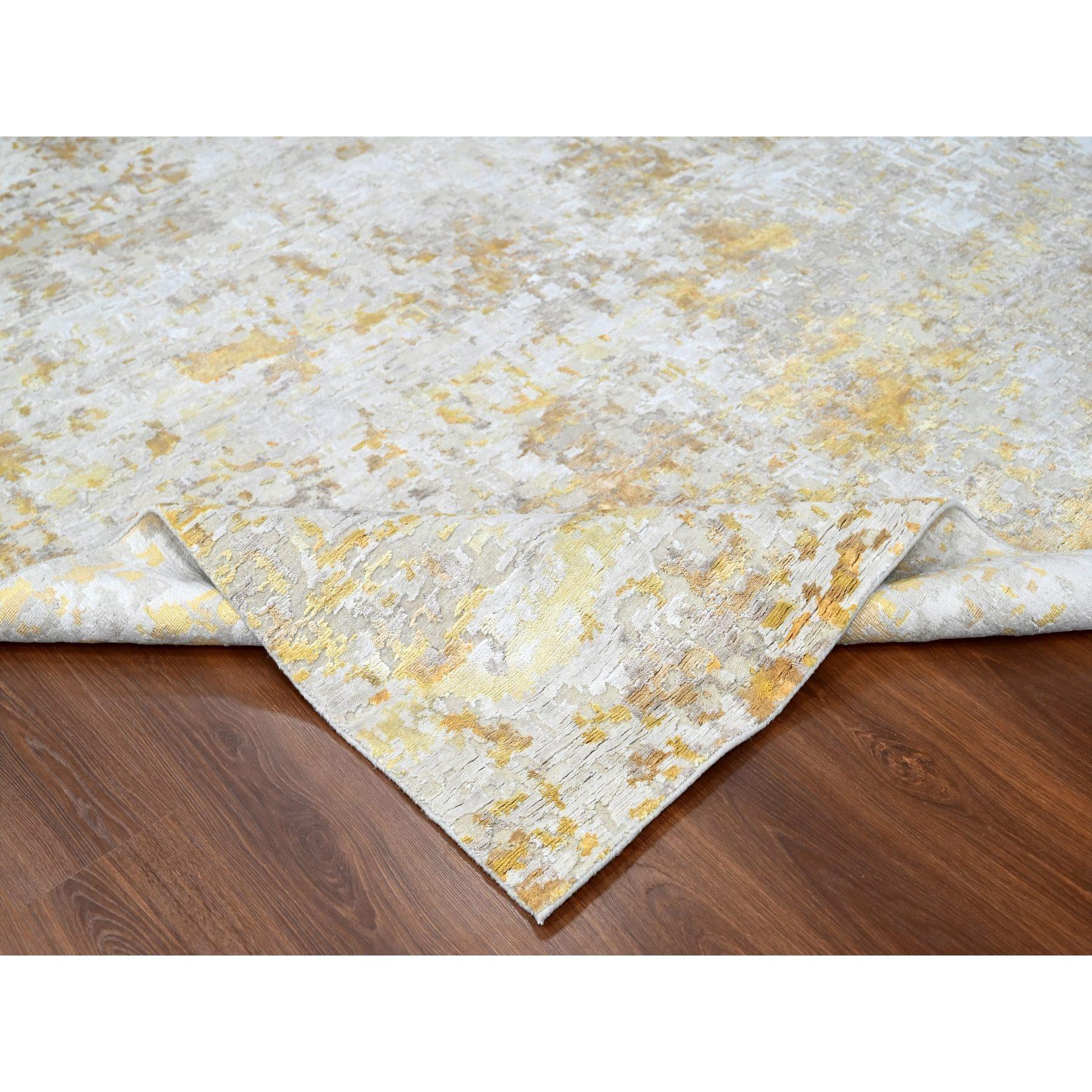9'x12' Beige mit Gold, abstraktes Design, Wolle und Seide, handgeknüpfter Teppich im Zustand „Neu“ im Angebot in Carlstadt, NJ
