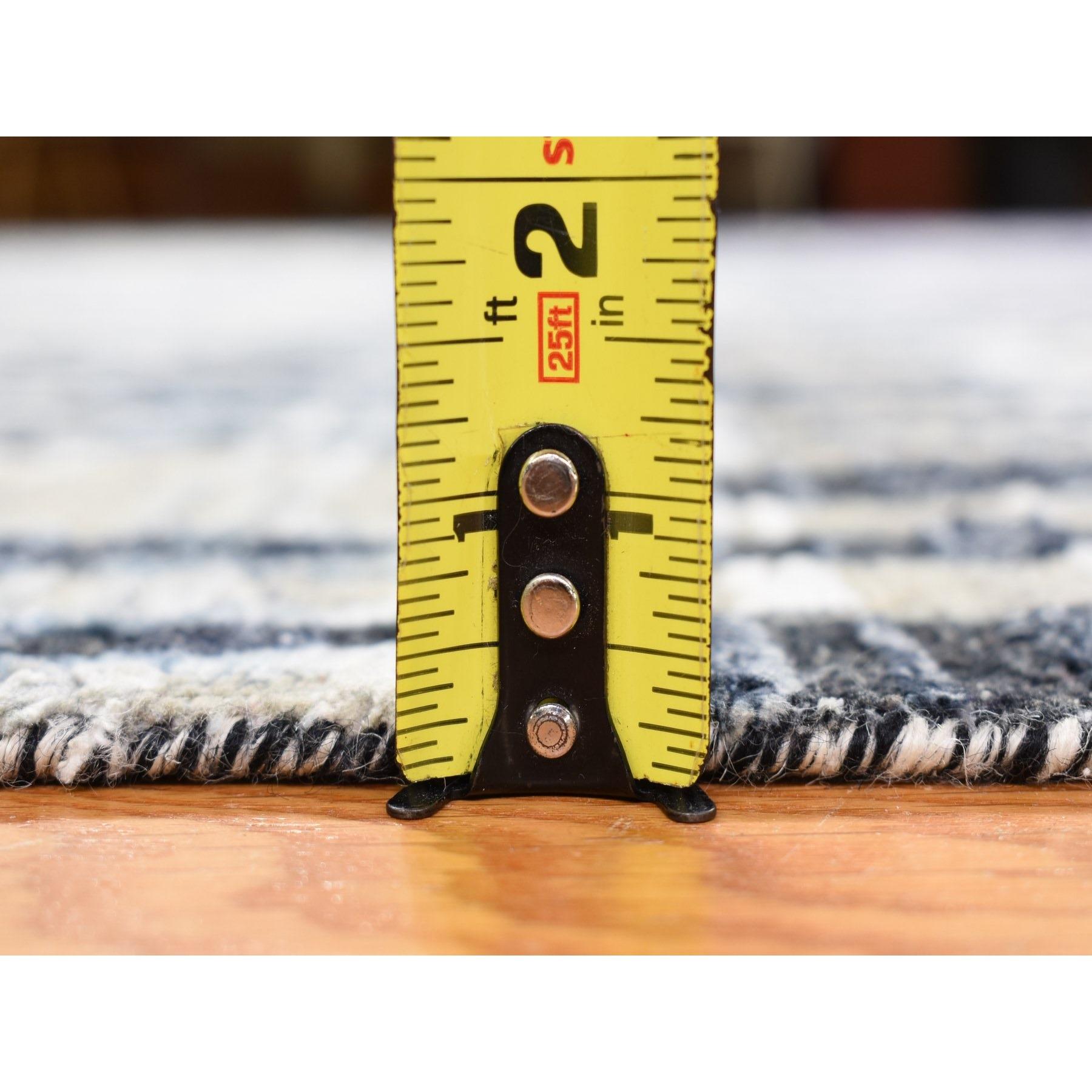 9'x12' Black and White Zig Zag Design Pure Silk and Textured Wool Rug For Sale 2
