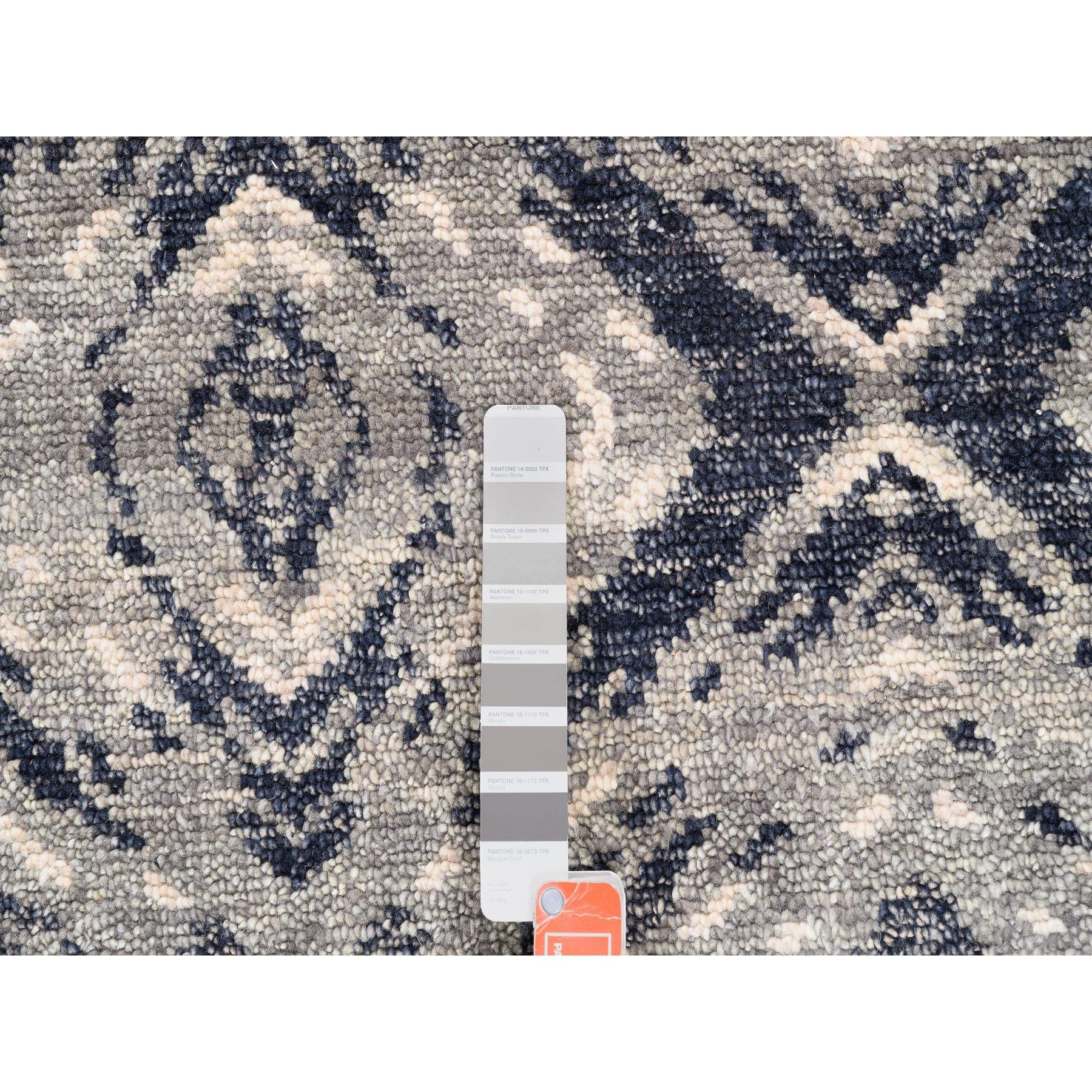 Wool 9'x12' Black Supple Collection Modern All Over Square Design Erased Handmade Rug For Sale