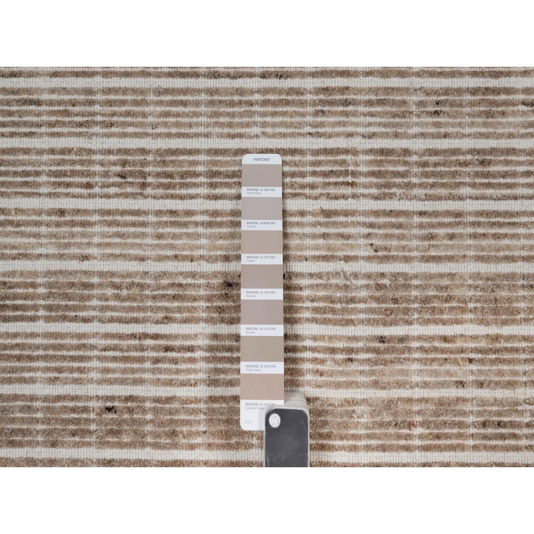 9'x12' Braun Weiche Wolle Modernes Schlichtes Dekor Box Design Handgewebter Orientteppich im Angebot 1