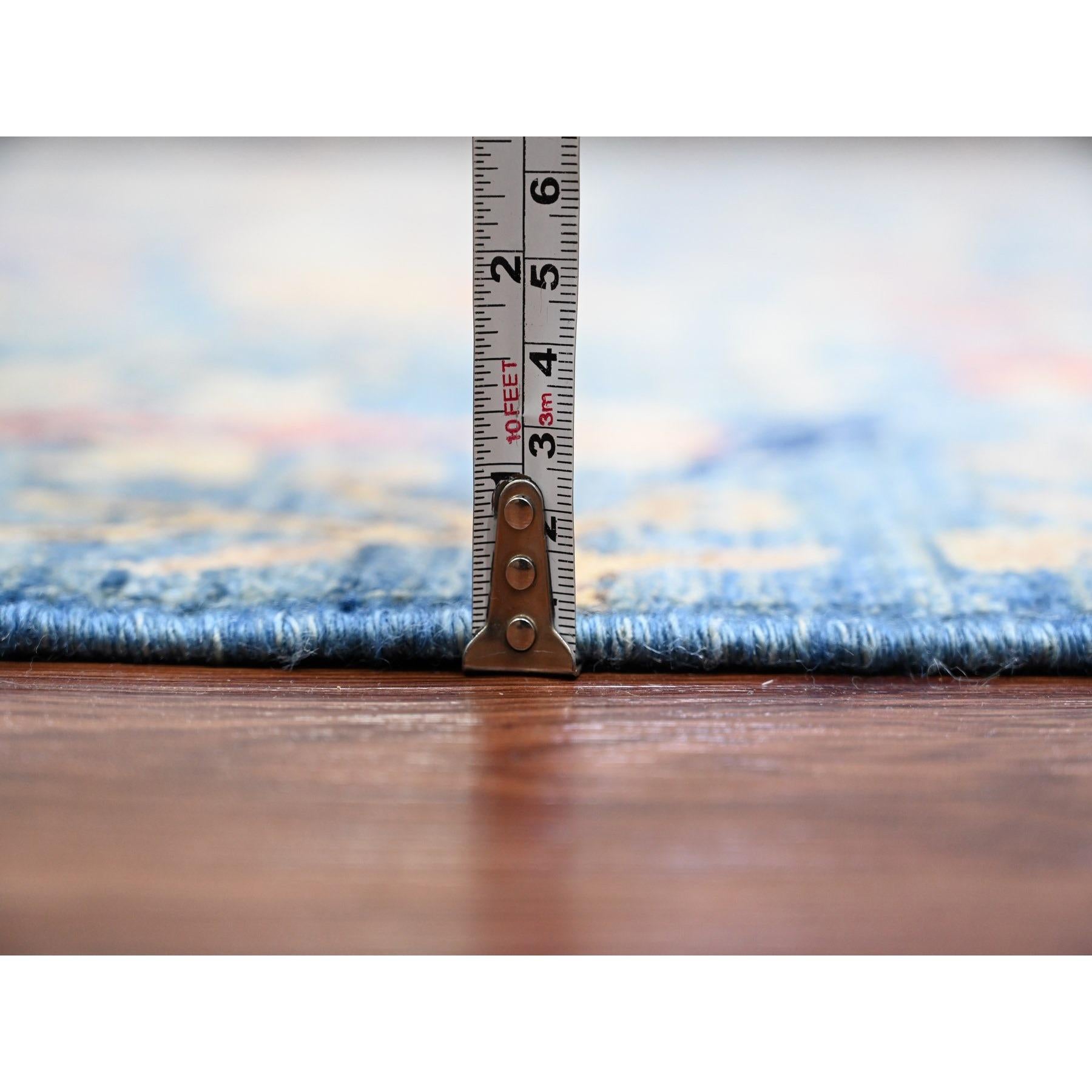 9'x12' Klassisch Blau Peshawar Paradiesvögel Design Handgeknüpfter Wollteppich im Angebot 3