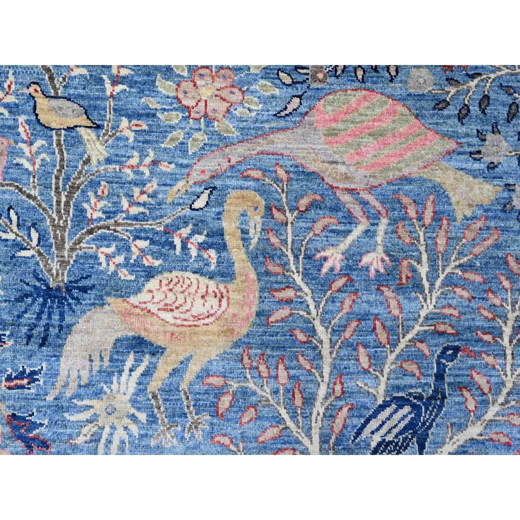 9'x12' Klassisch Blau Peshawar Paradiesvögel Design Handgeknüpfter Wollteppich im Angebot 1