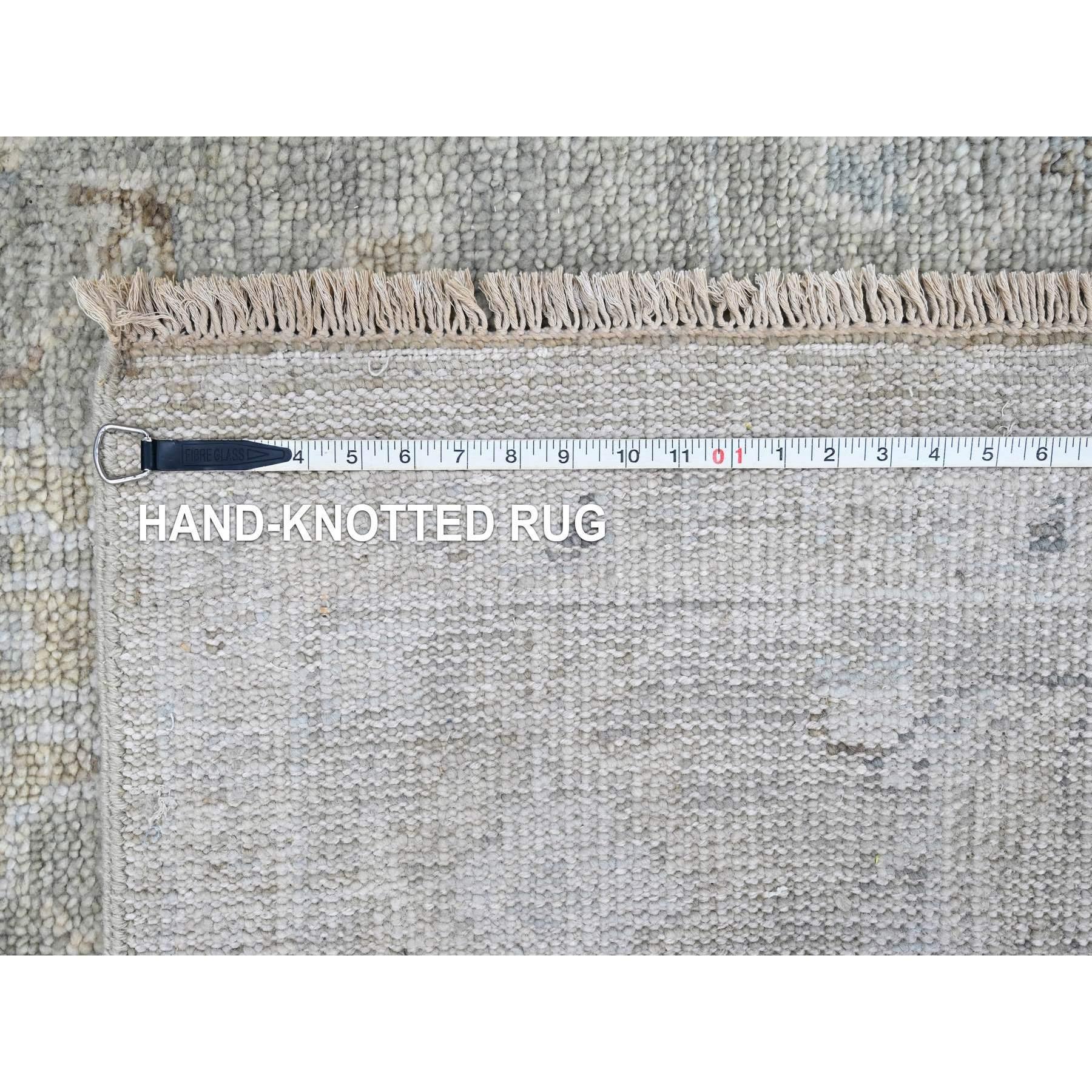 9'x12' Cloud Gray Supple Collection Oushak All Over Design Soft Wool Rug For Sale 5