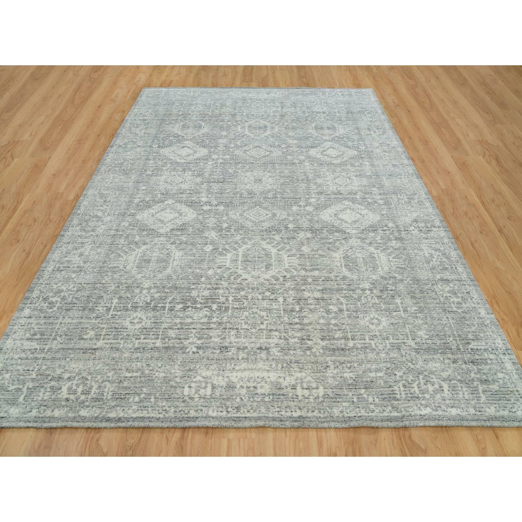 9'x12' Wolkengrauer Karajeh Design 100% Wolle Handgefalteter orientalischer Teppich (Mittelalterlich) im Angebot