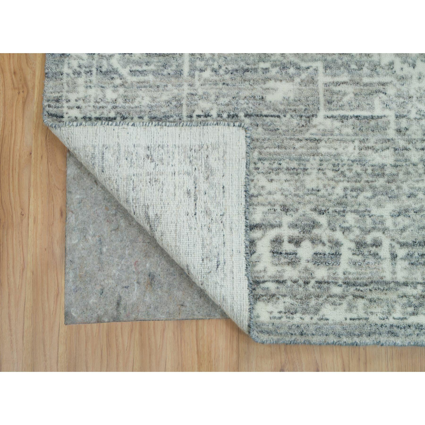 9'x12' Wolkengrauer Karajeh Design 100% Wolle Handgefalteter orientalischer Teppich (Handgeknüpft) im Angebot