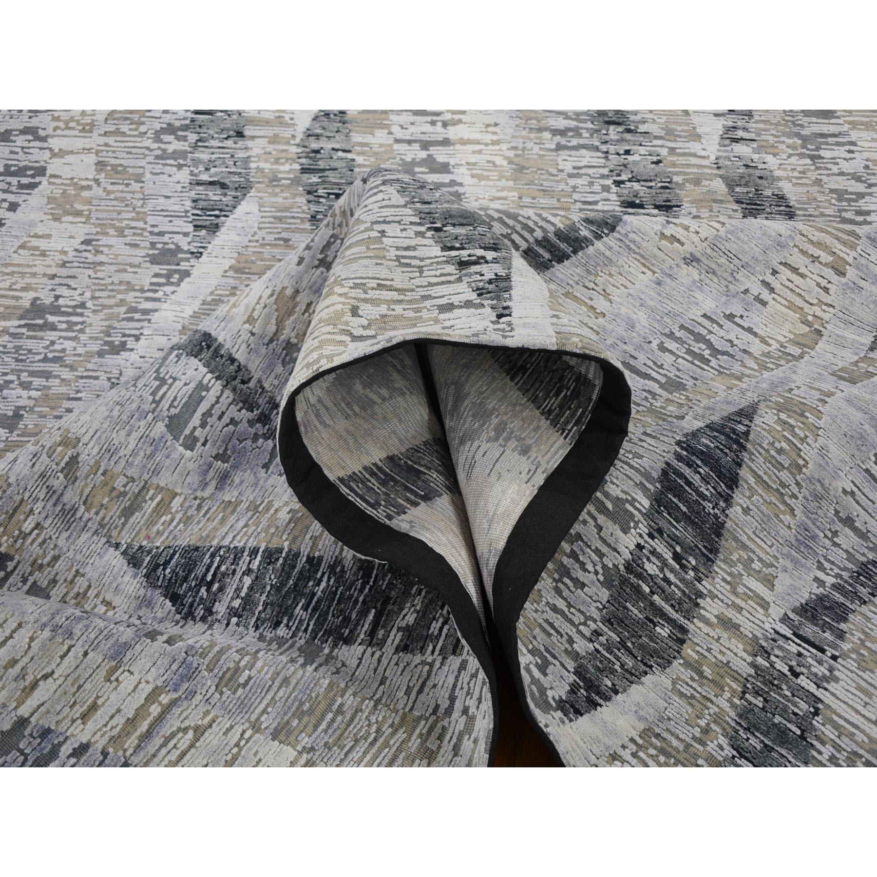 Alfombra anudada a mano de seda gris con textura de lana de 9'x12' DIMENSIONAL CURTAINS Anudado a mano en venta
