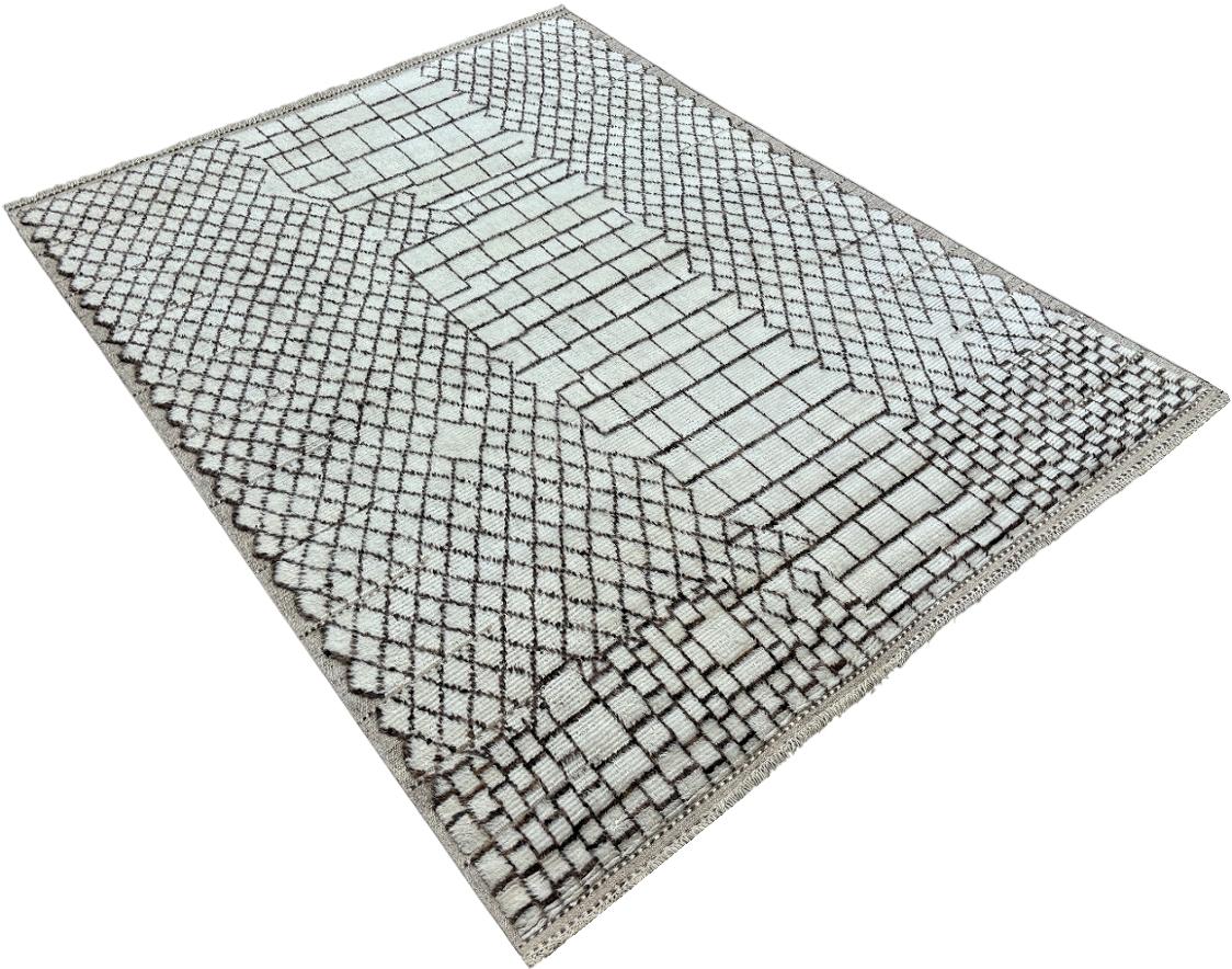 Moderne 9x12 Ft Tapis de style marocain fait à la main. 100% Laine naturelle. Options sur-mesure disponibles en vente