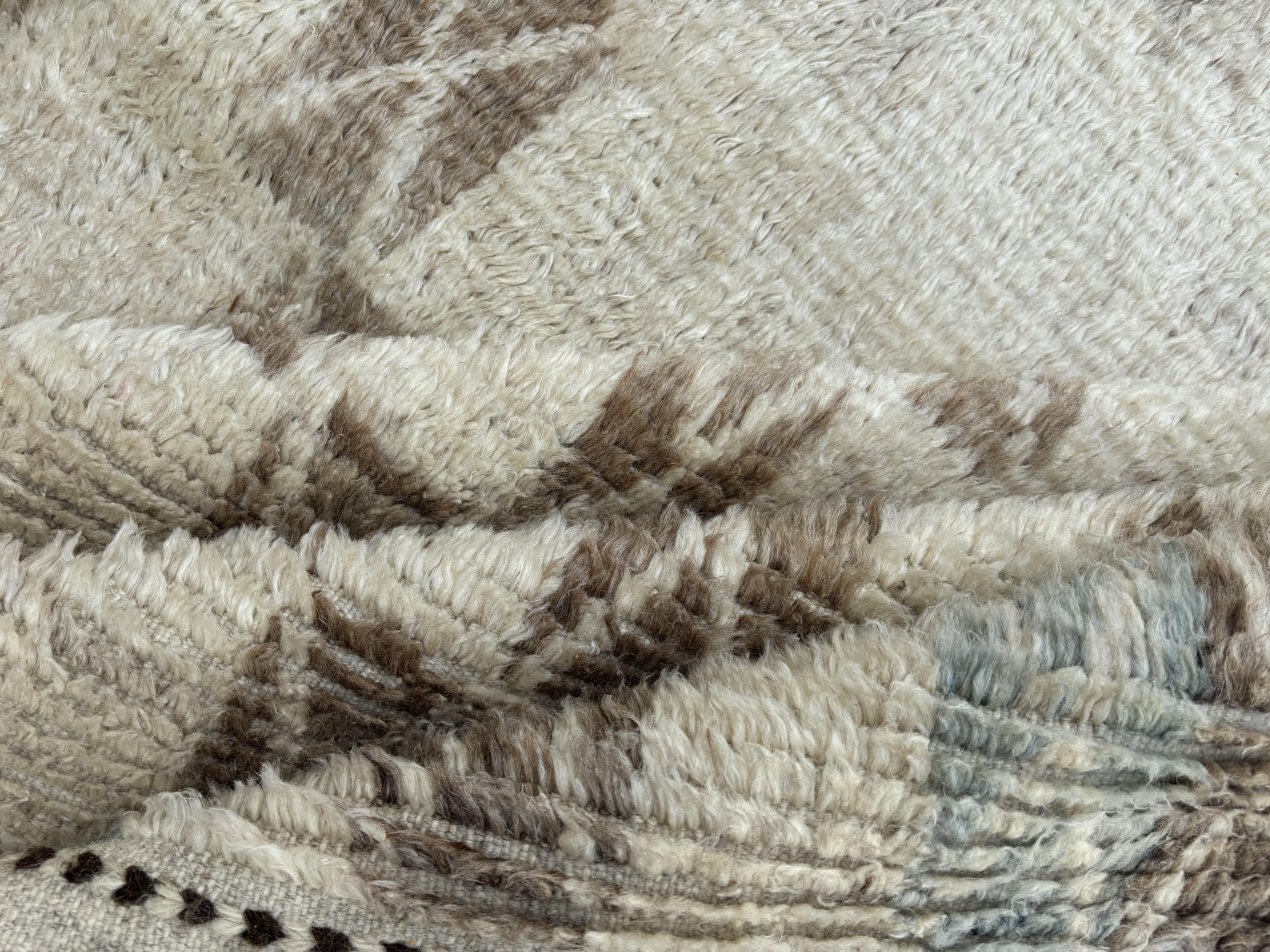 9x12 Ft Modern Handmade Moroccan Style Rug. Custom Options Available. 100% Wool In New Condition For Sale In Spring Valley, NY