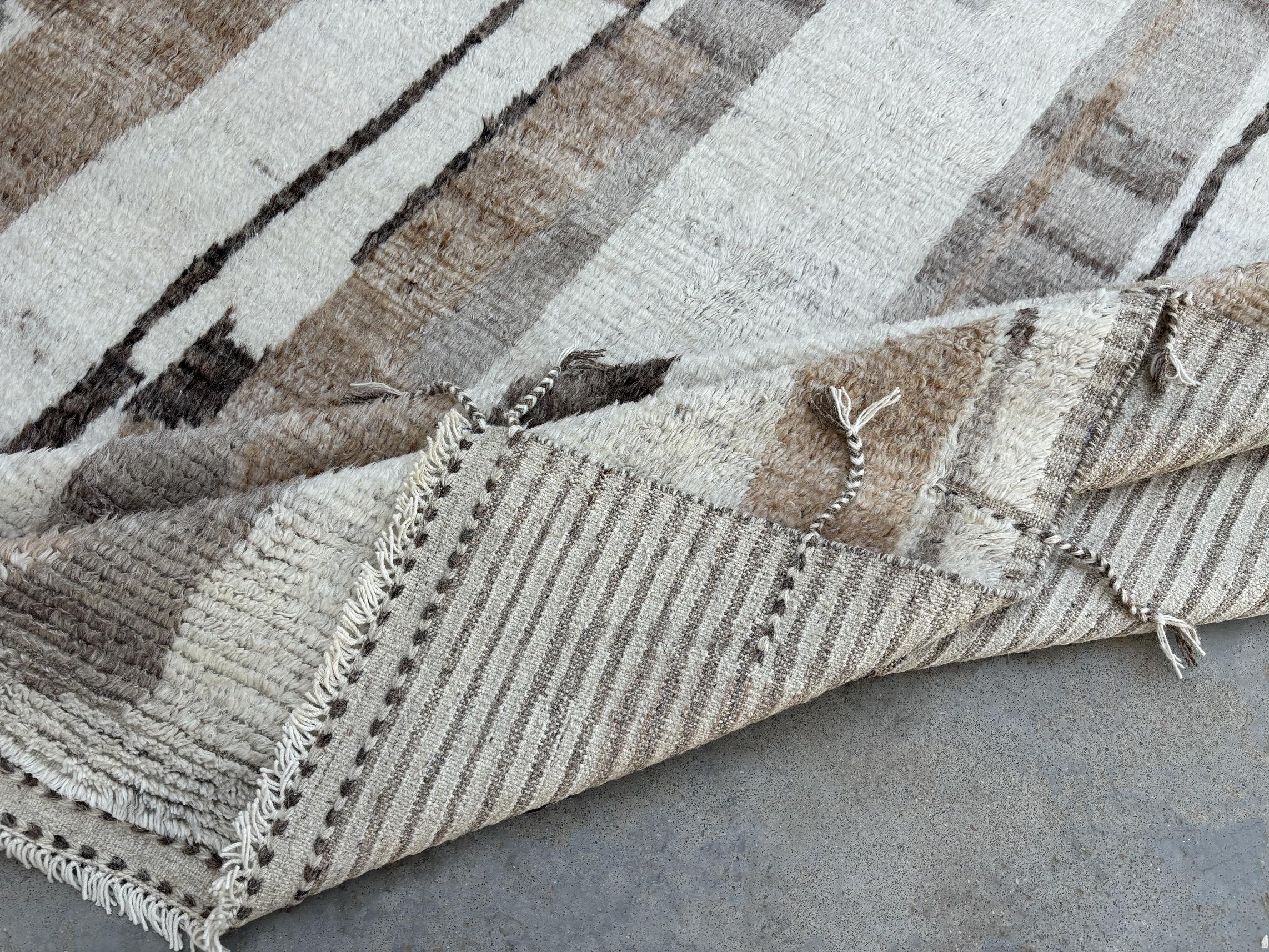 Tappeto berbero marocchino moderno 9x12 Ft &New. Opzioni personalizzate disponibili. 100% Lana In condizioni Nuovo in vendita a Spring Valley, NY