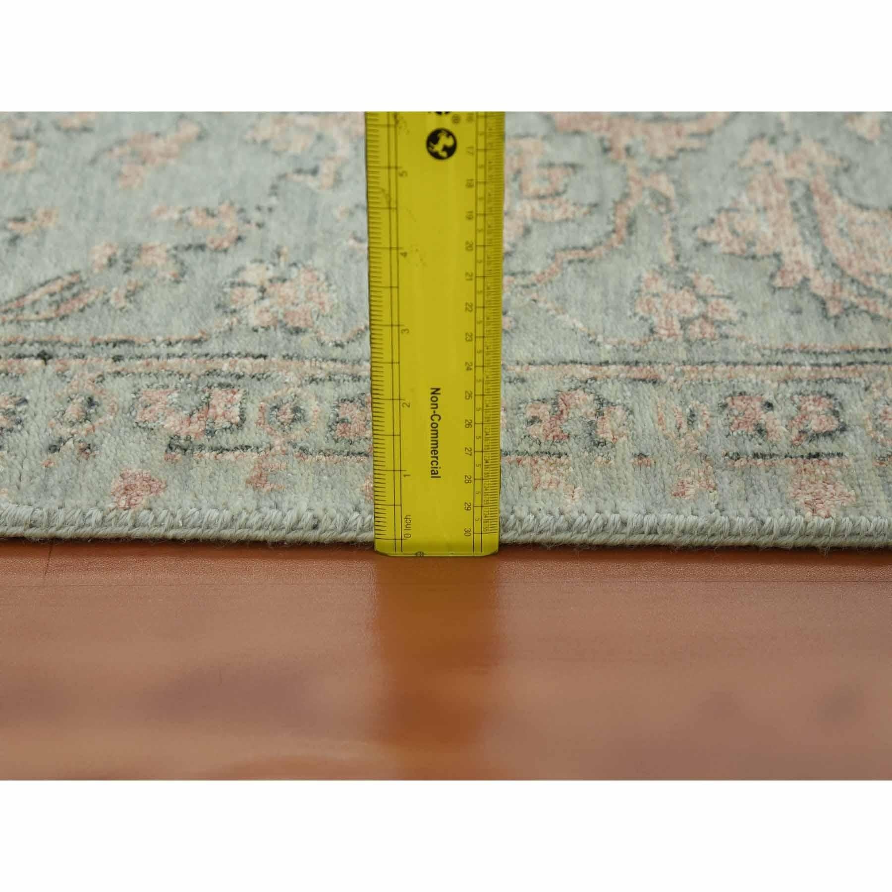 Handgeknüpfter Teppich in Grau, Erased Persian Serapi-Design, Wolle und Seide, 9'x12' Grau im Angebot 6