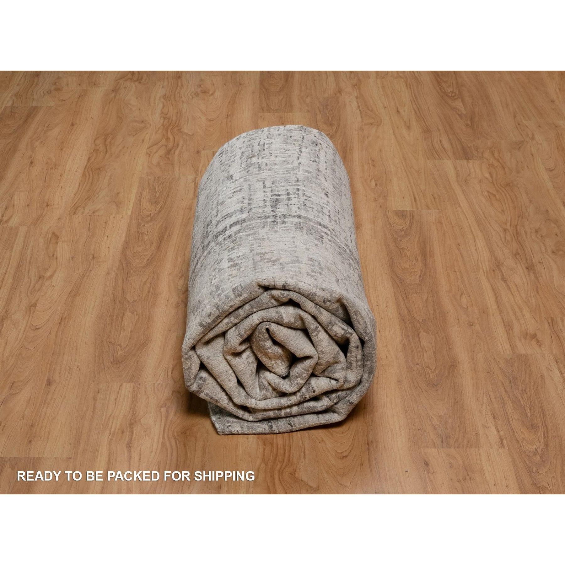 9'x12' Grauer handgeknüpfter moderner gelöschter Design-Teppich aus ungefärbter natürlicher Wolle im Angebot 3