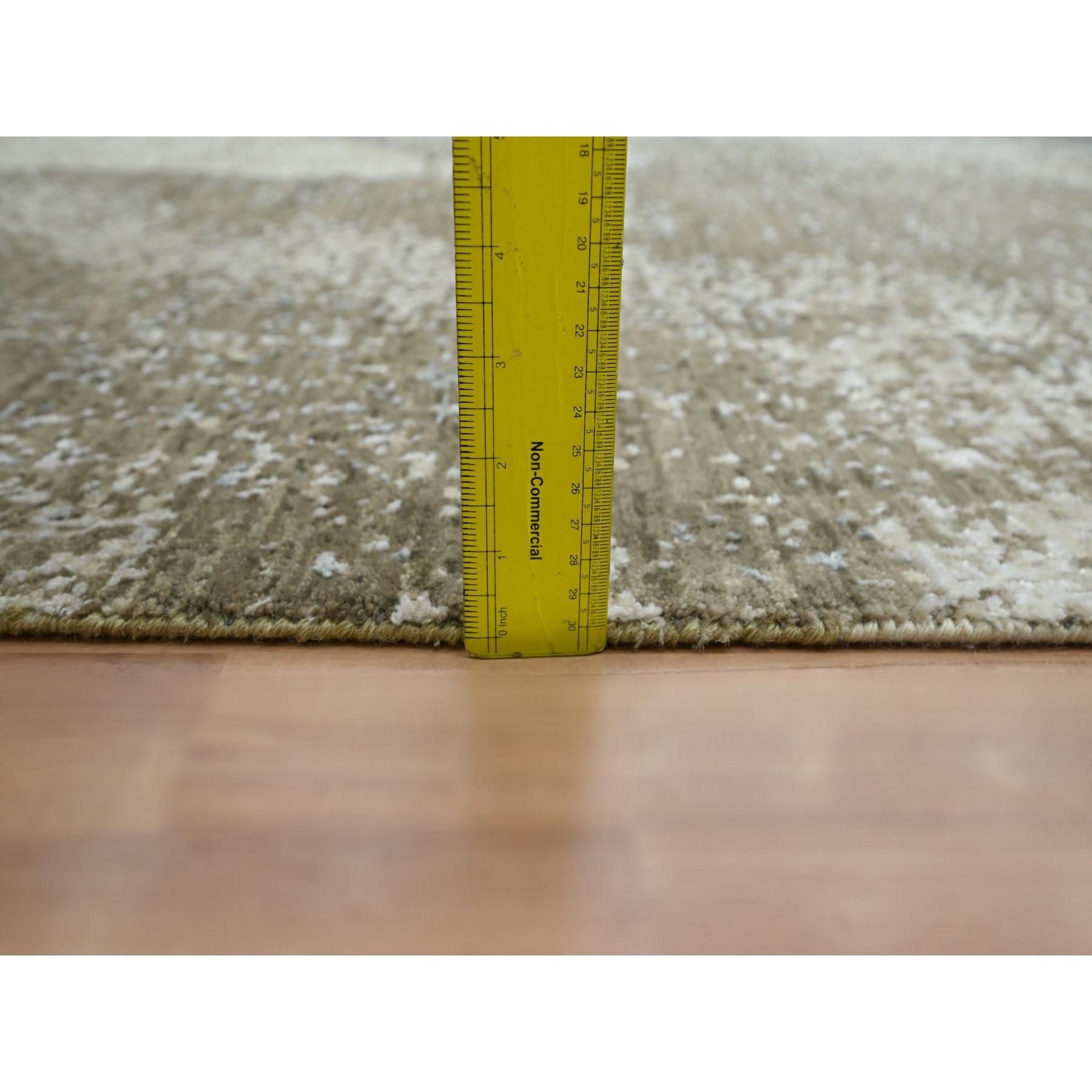 9'x12' Gray with Brown Abstract Design Persian Knot Hand Knotted All Wool Rug For Sale 3