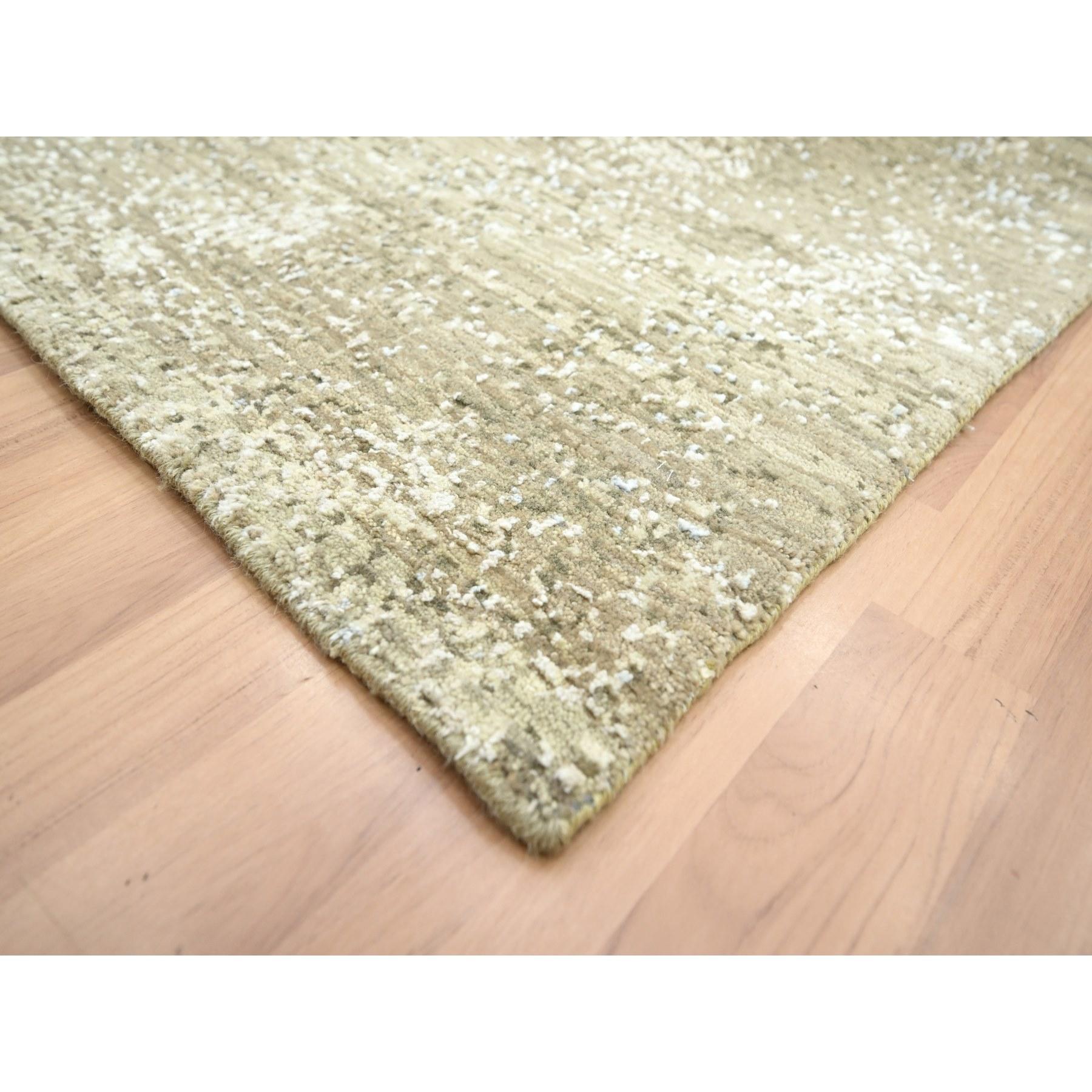 9'x12' Gray with Brown Abstract Design Persian Knot Hand Knotted All Wool Rug In New Condition For Sale In Carlstadt, NJ
