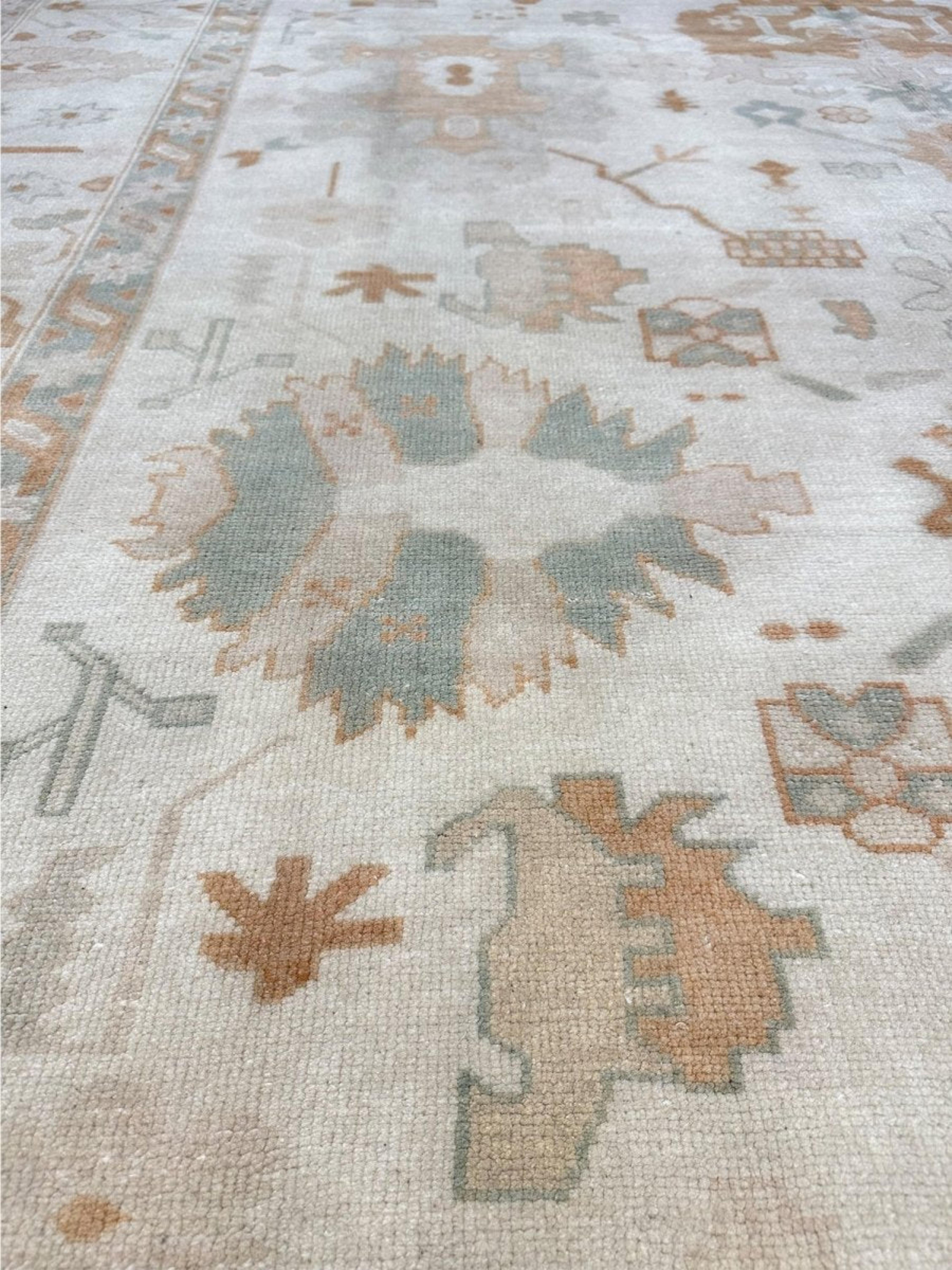 9x12 Handgeknüpfter türkischer Oushak-Teppich im Angebot 1