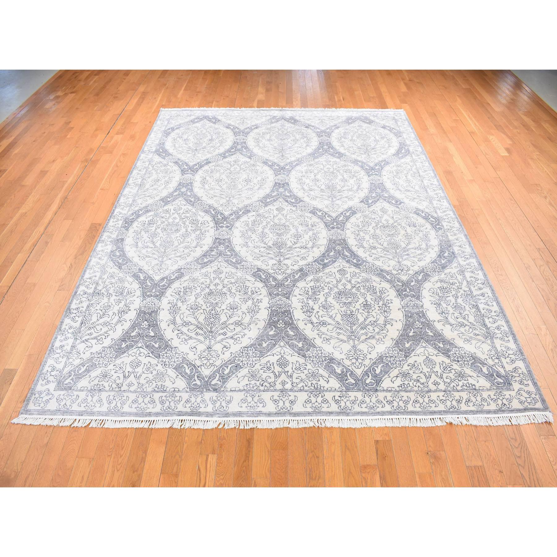 9'x12' Elfenbein handgeknüpft Baumwolle Mughal Reich Agra Blume Bouquet Design Teppich (Indisch) im Angebot