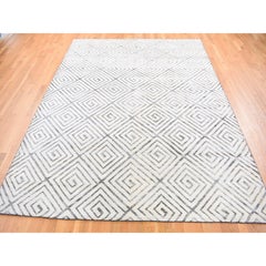 9'x12' Ivory Roman Key Squares Design Hand Knotted Pure Silk with Wool Rug