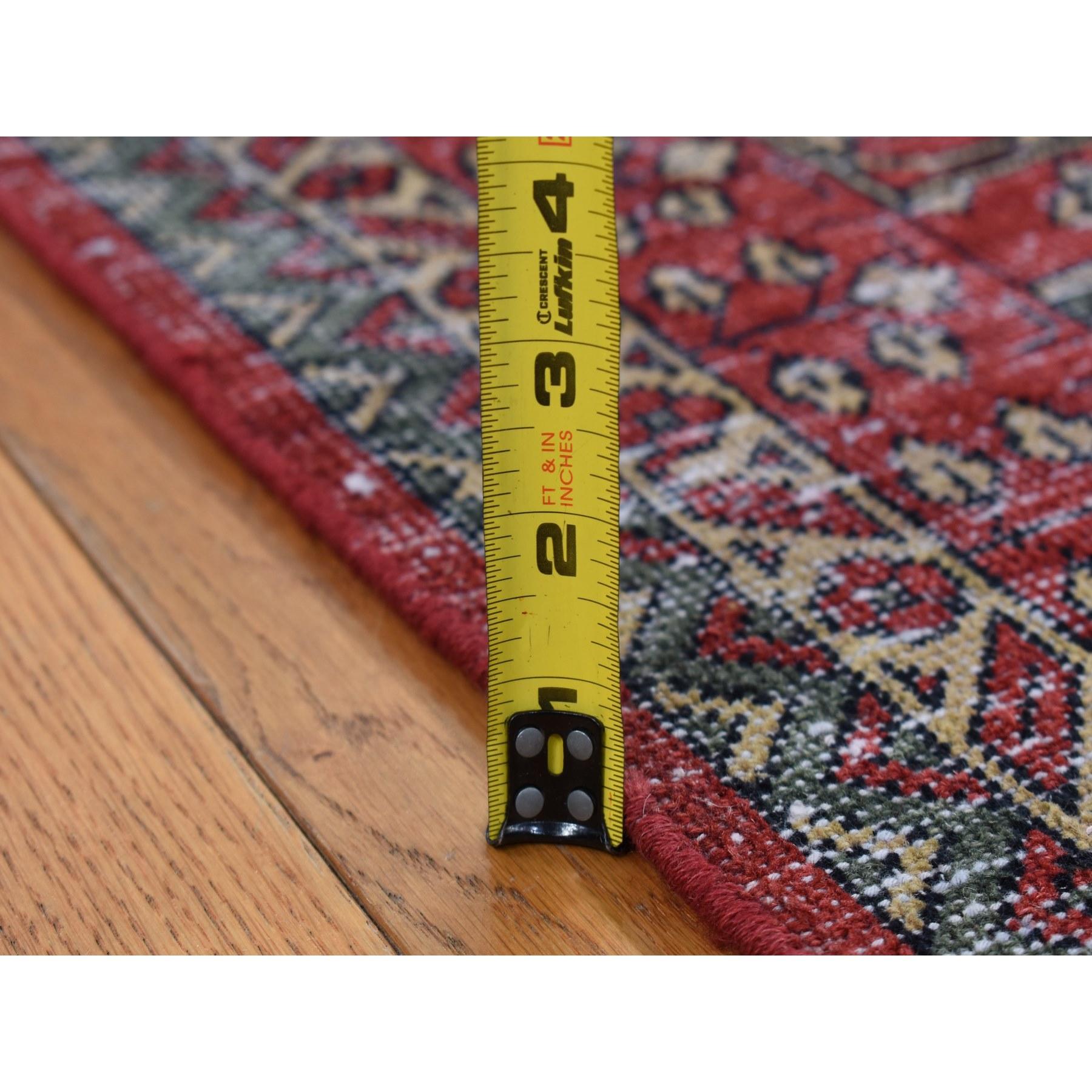 9'x12' Maroonrot, Vintage Look Mamluk, handgeknüpfter orientalischer Teppich aus getragener Wolle, Vintage-Look im Angebot 2
