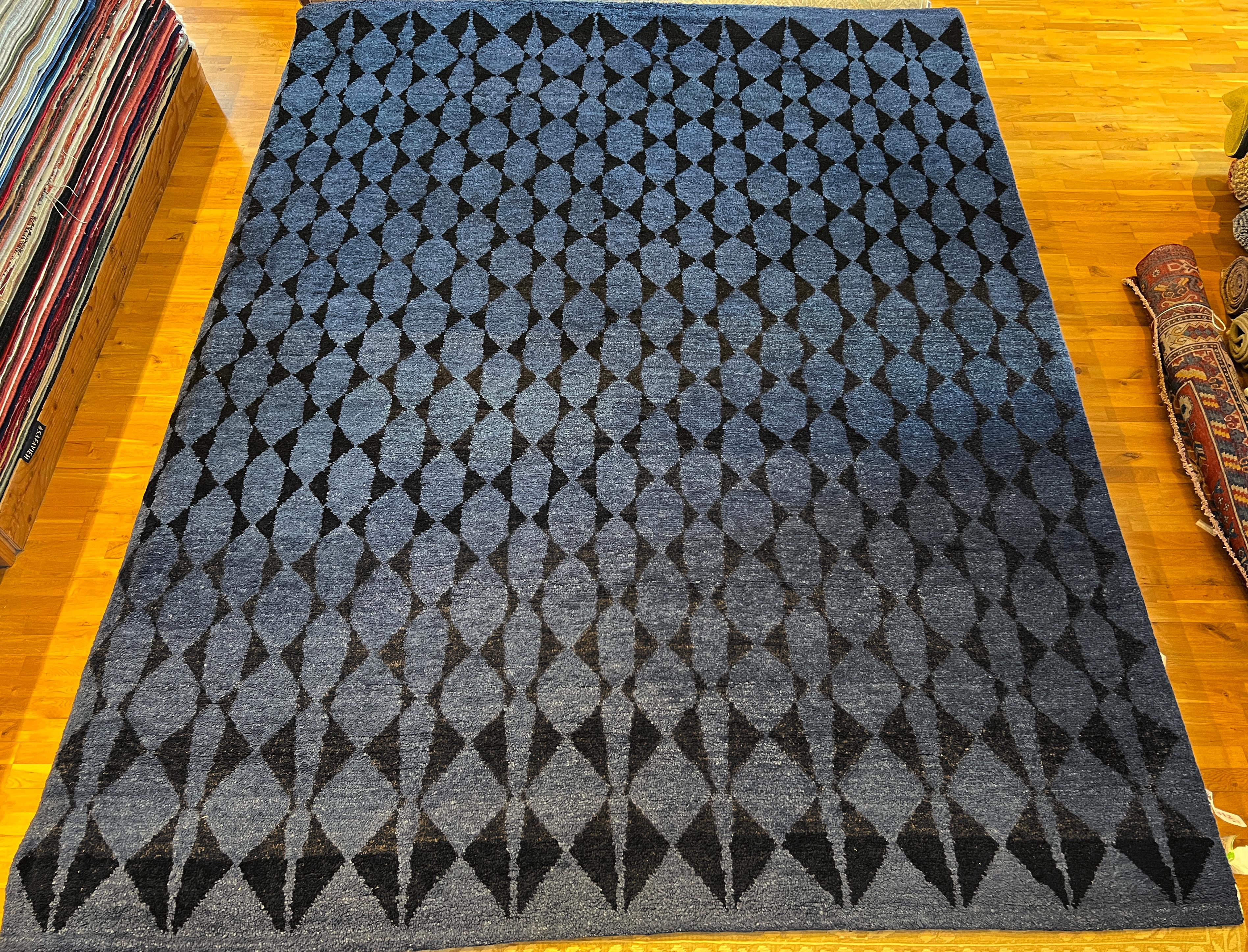 Hand-Knotted 9'x12' Modern Moroccan Rug in Navy Blue For Sale