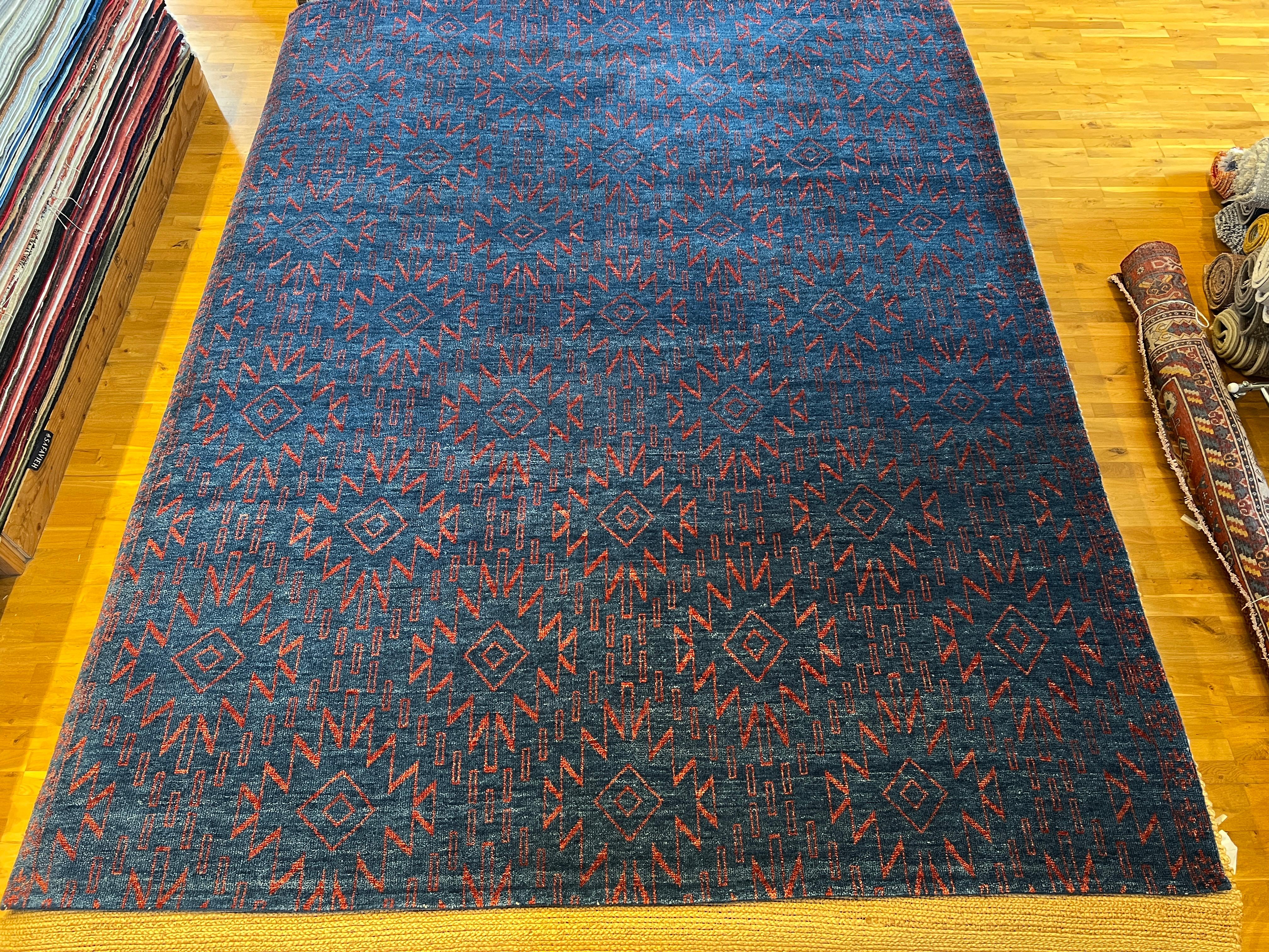 Contemporary 9'x12' Modern Moroccan Rug in Navy Blue For Sale