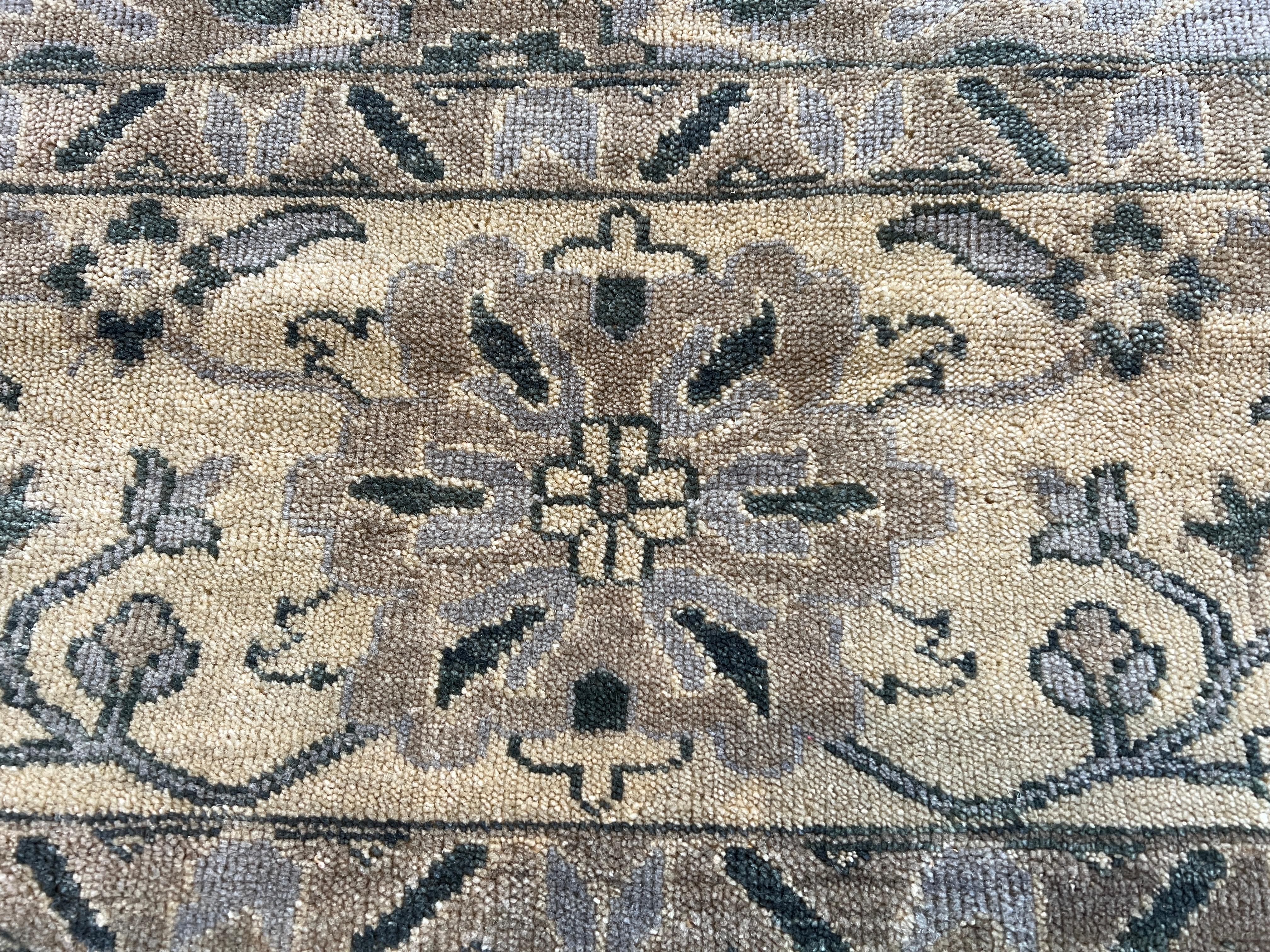 Indian 9'x12' Oushak Grays and Blues Floral Design Rug For Sale