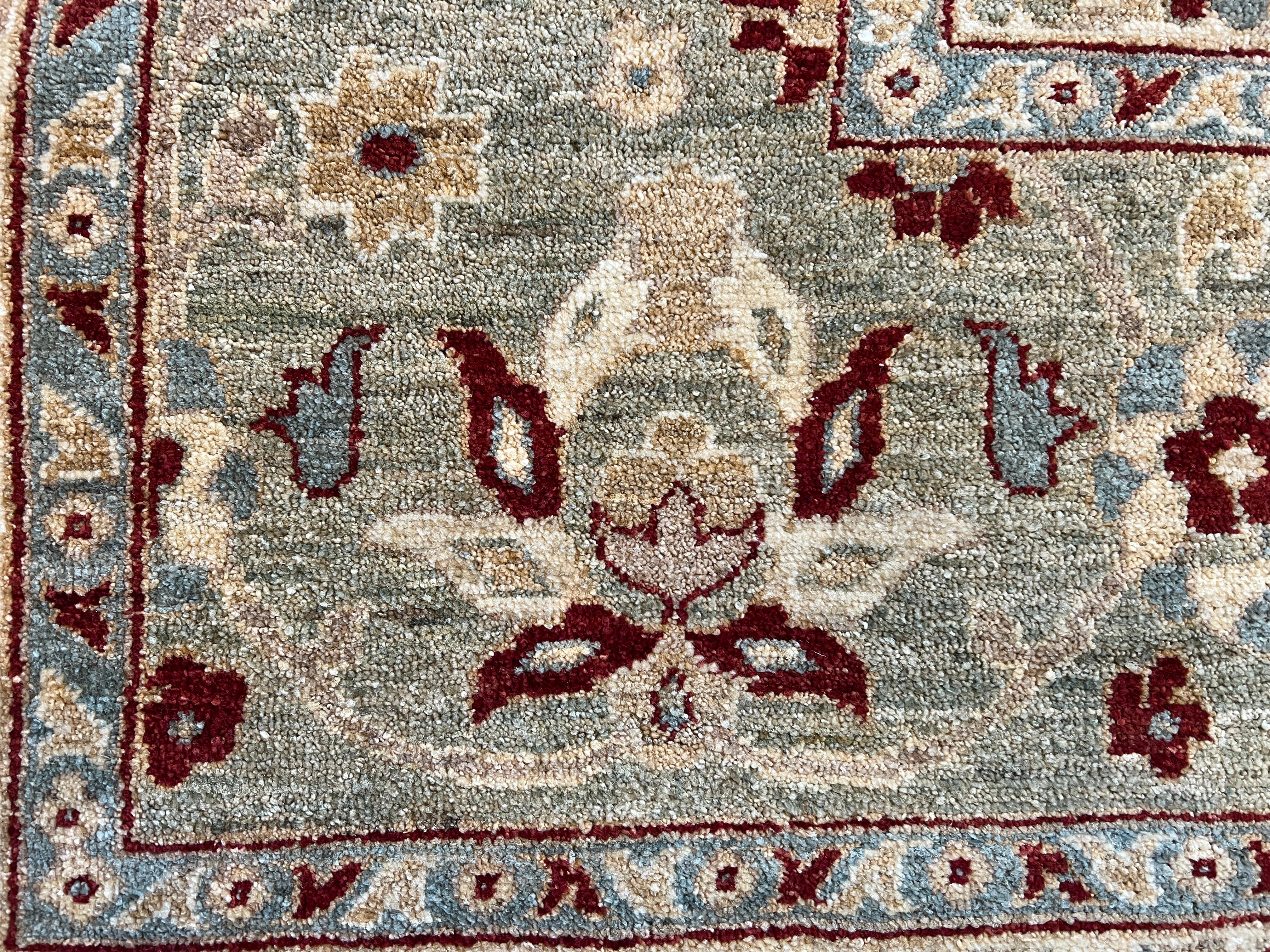 9'x12' Persischer Design-Teppich mit rotem Blumenmuster im Angebot 3