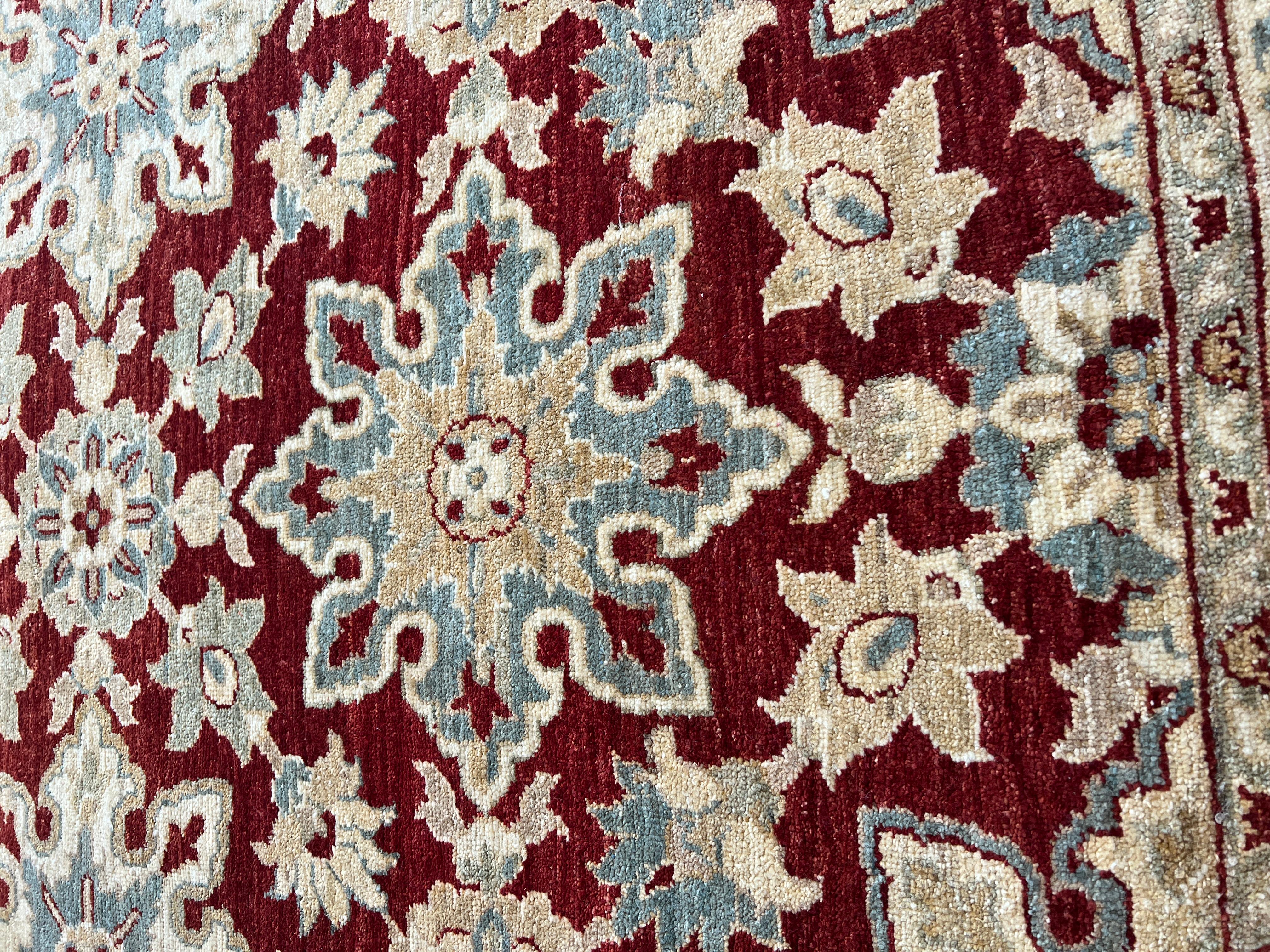 9'x12' Persischer Design-Teppich mit rotem Blumenmuster im Angebot 4