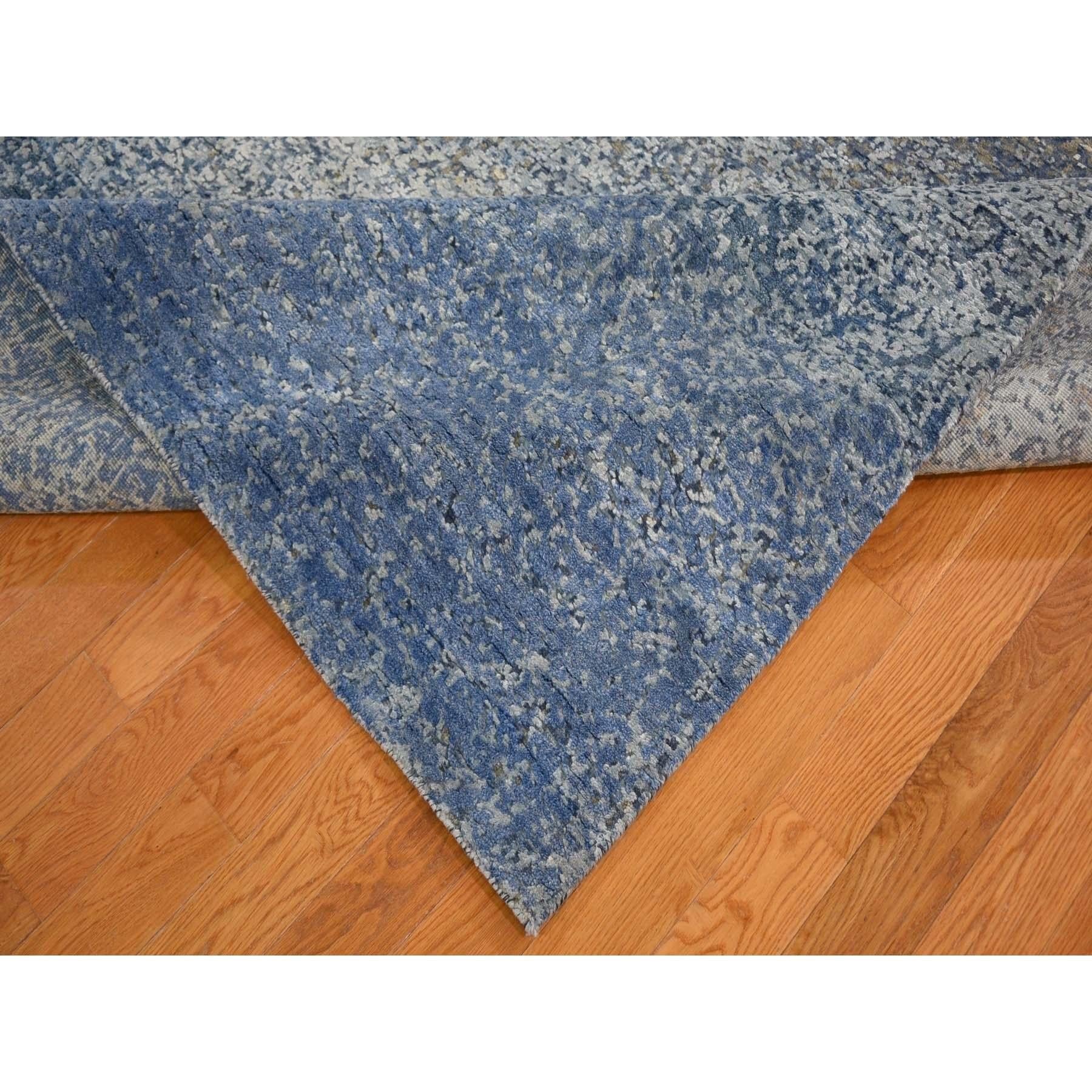 9'x12' Pure Silk and Wool Dissipating Design Hand Knotted Oriental Rug In New Condition For Sale In Carlstadt, NJ