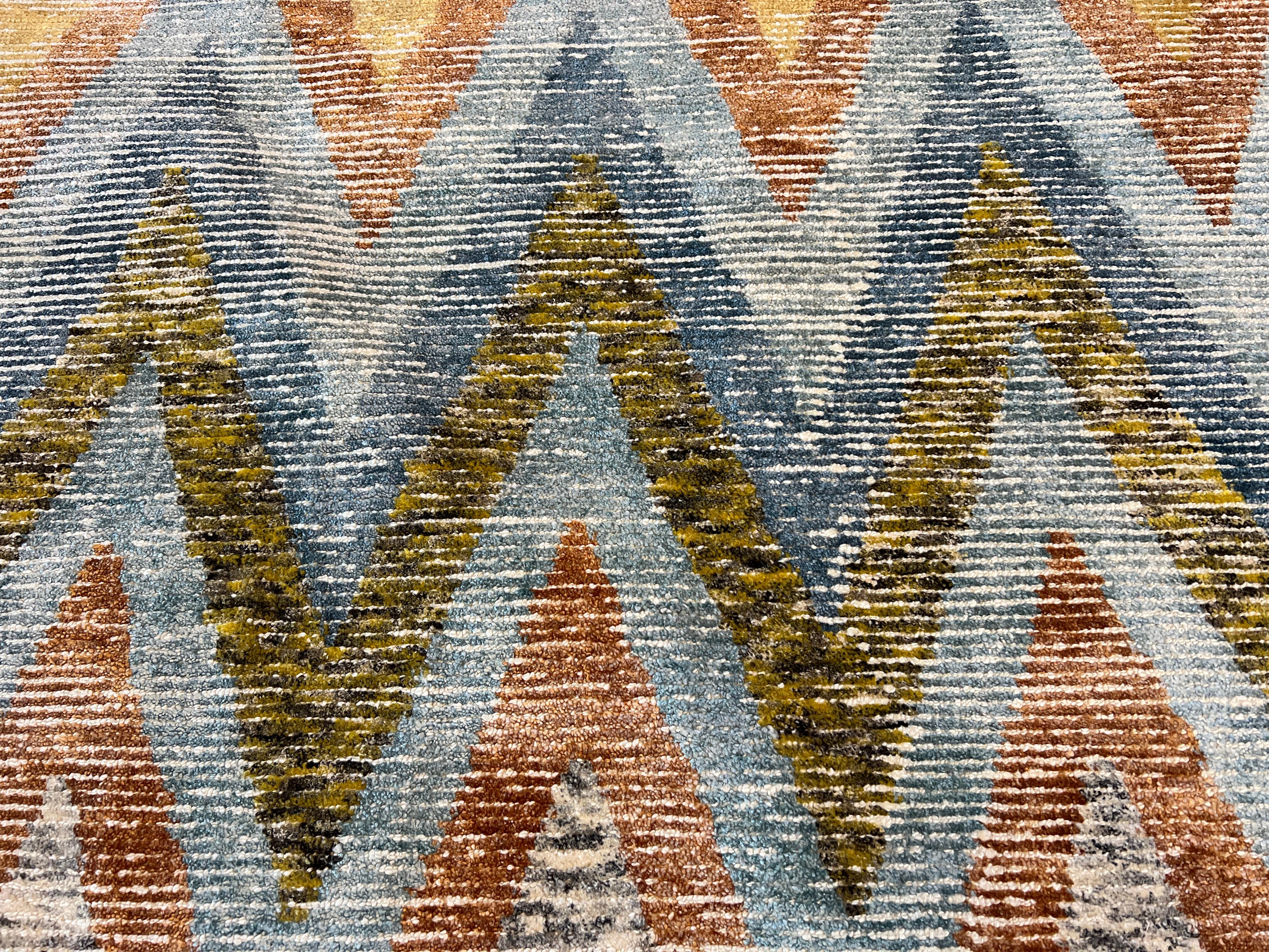 9'x12' Regenbogen Chevron-Teppich im Angebot 3