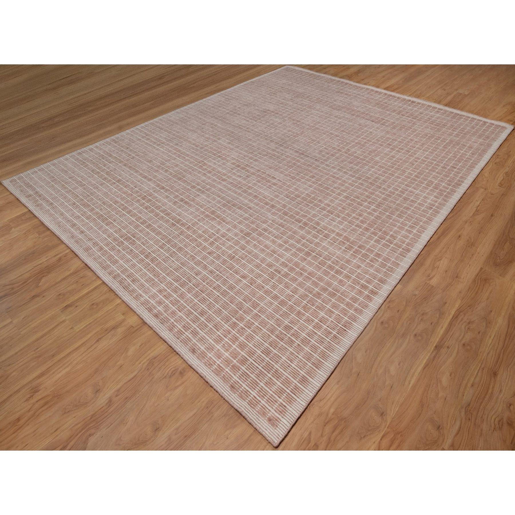 Indian 9'x12' Rose Pink Modern Plain Decor Box Design Loomed Knotted Soft Wool Rug For Sale