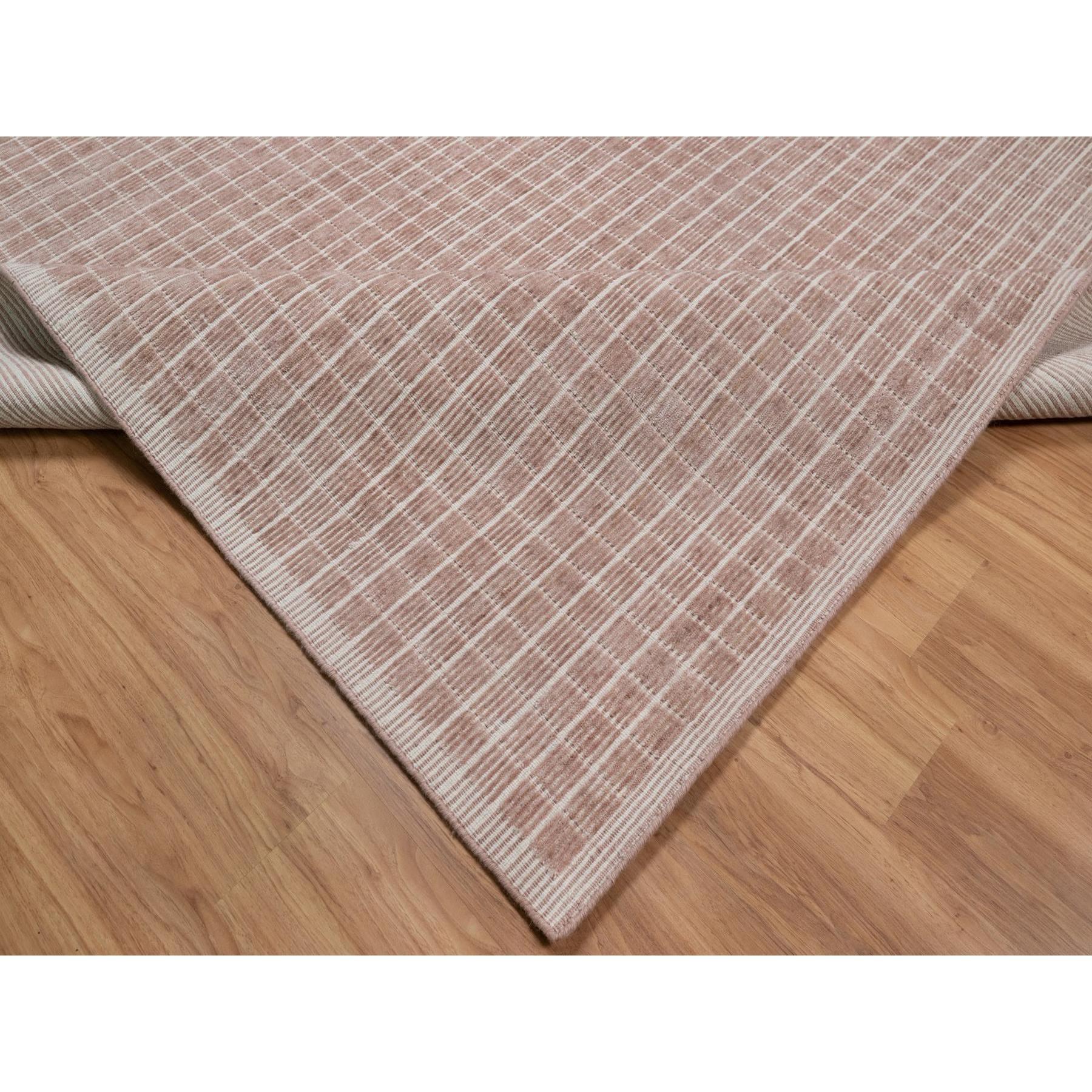 Contemporary 9'x12' Rose Pink Modern Plain Decor Box Design Loomed Knotted Soft Wool Rug For Sale