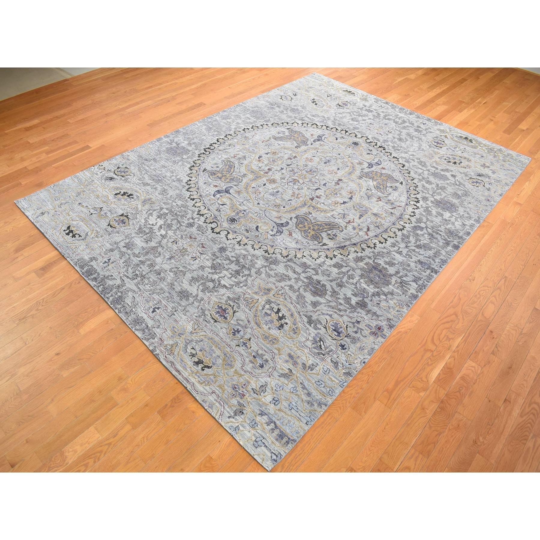 Hand-Knotted 9'x12' Silver Gray, THE MAHARAJA Design, Silk with Wool Hand Knotted Rug For Sale