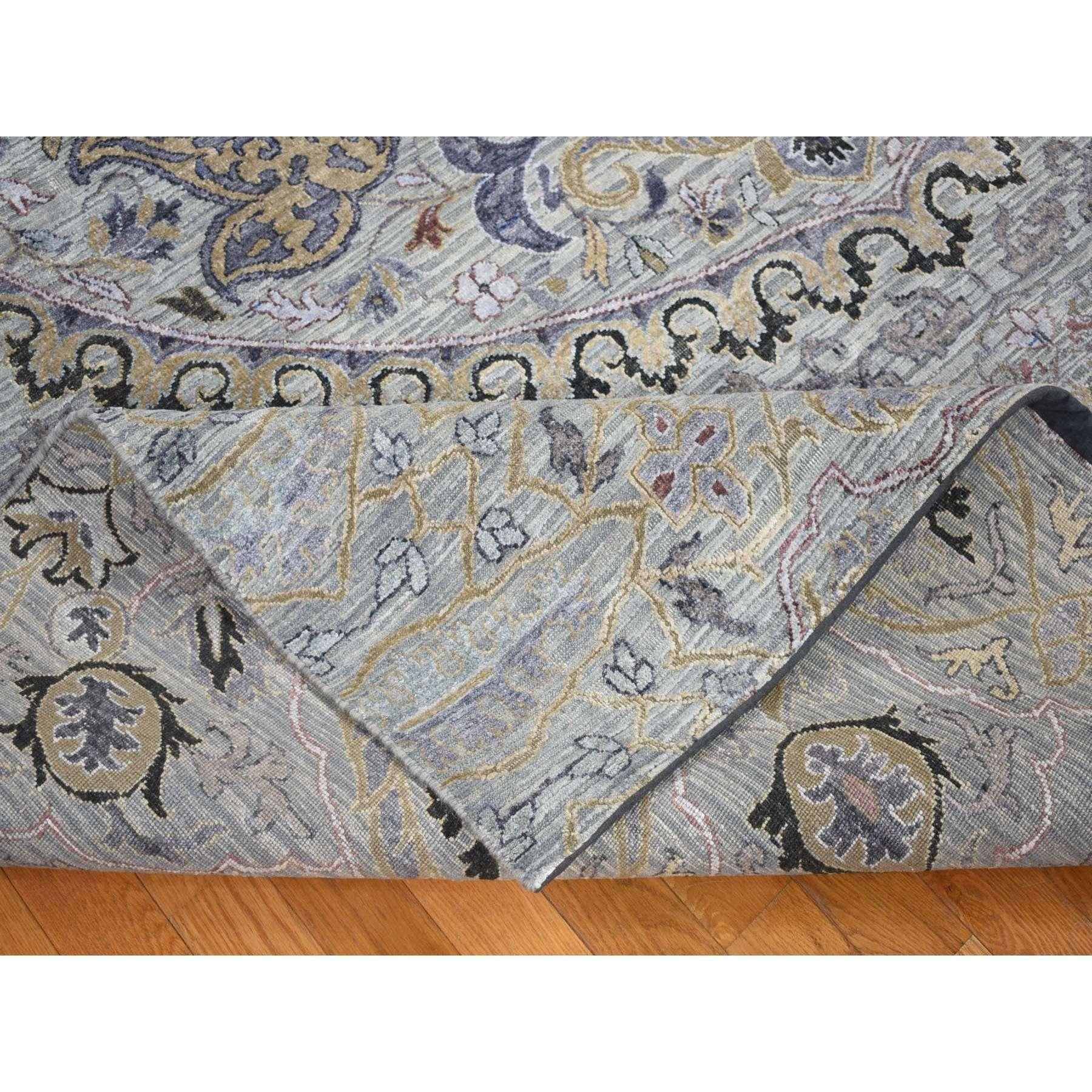 9'x12' Silver Gray, THE MAHARAJA Design, Silk with Wool Hand Knotted Rug For Sale 1