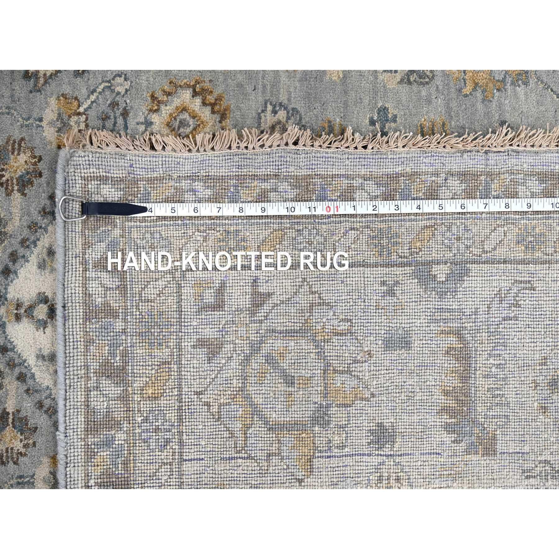 9'x12' Stardew Gray Karjihooz 100% Wool Geometric Hand Knotted Oriental Rug en vente 3
