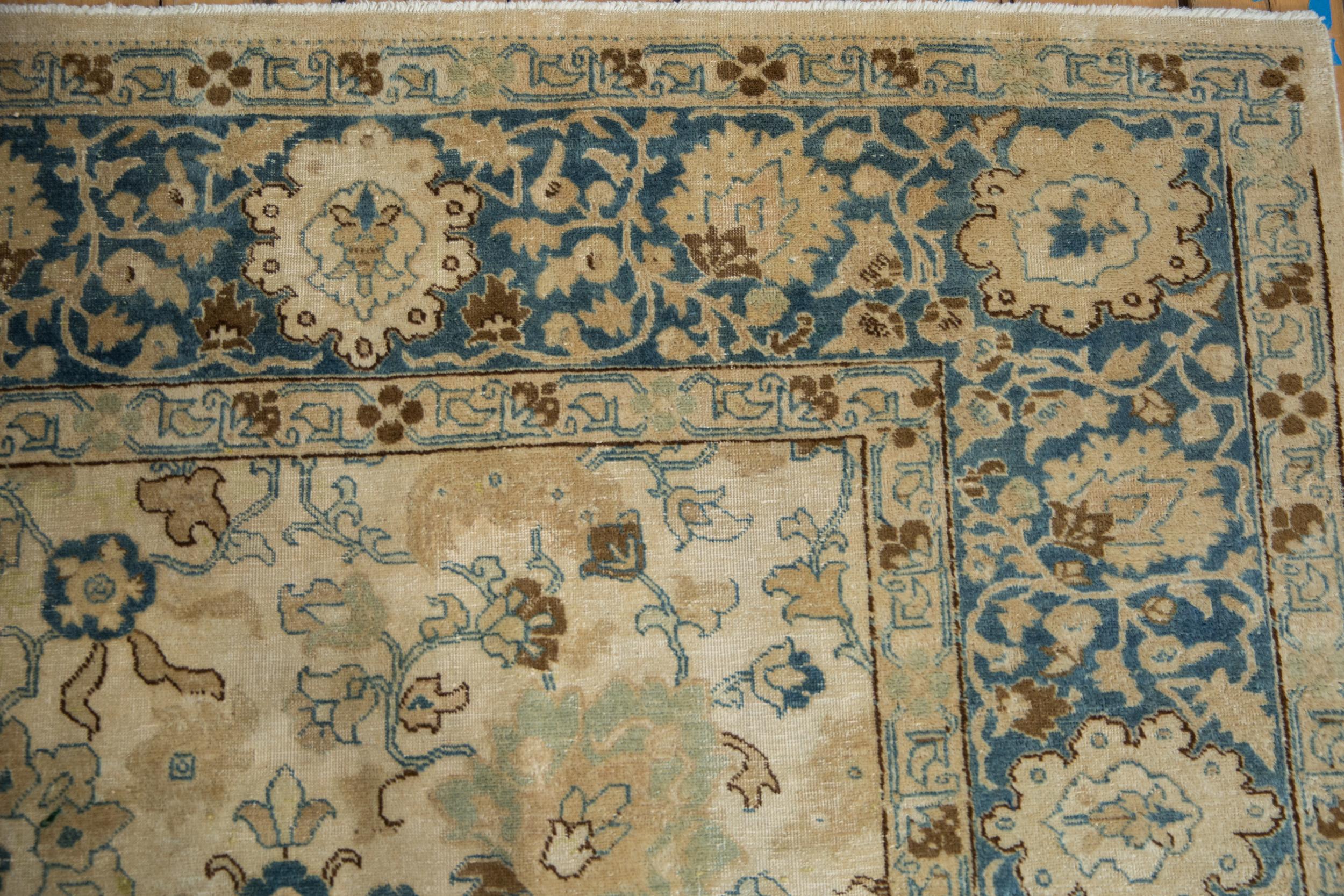 Vintage Distressed Tabriz-Teppich (Persisch) im Angebot