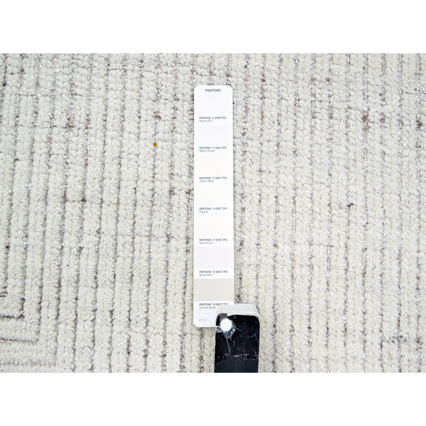 9'x12' Weiß Geometrisches Buntes Line Design 100% Wolle Handgeknüpft Teppich im Angebot 1