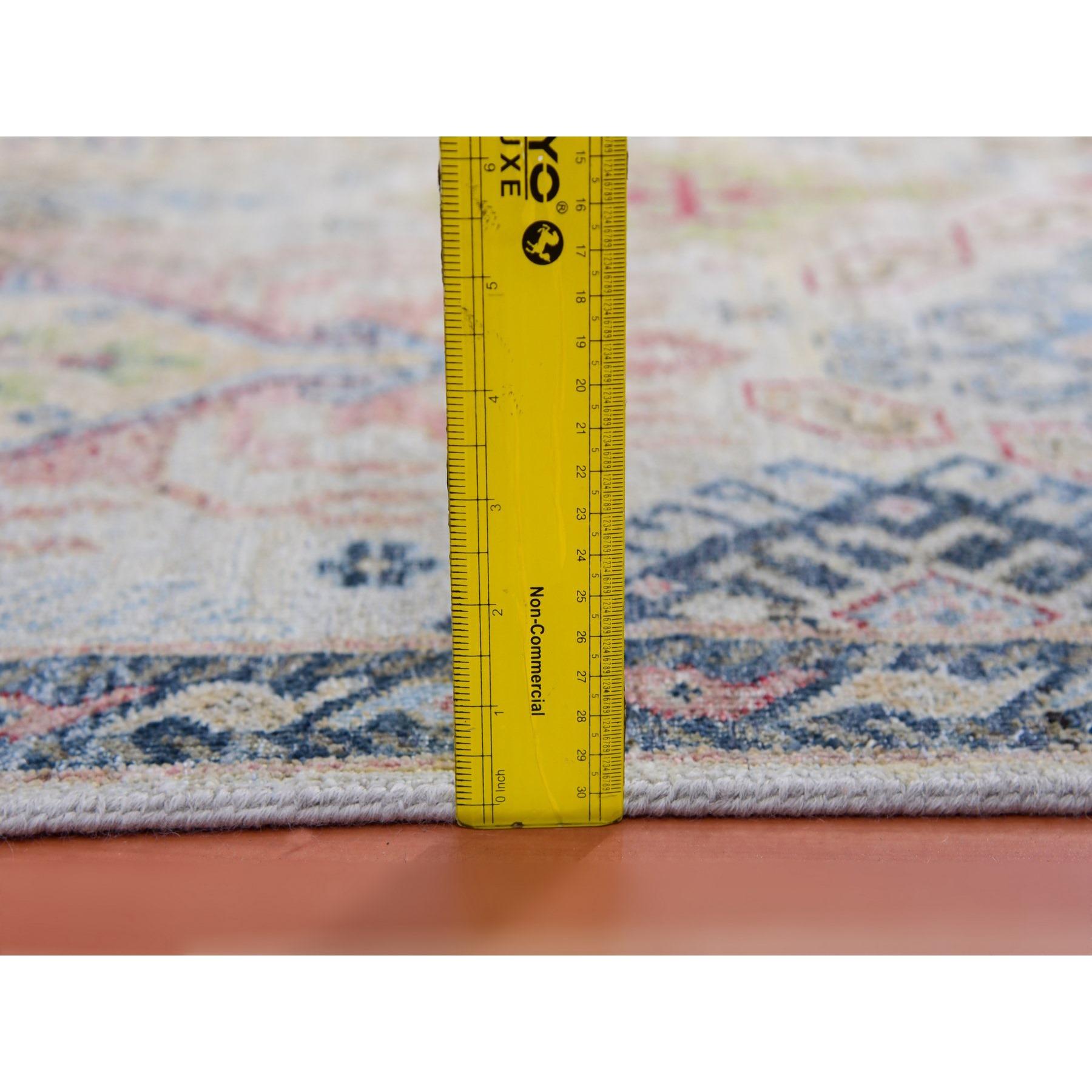 9'x12' Weißer handgeknüpfter orientalischer Teppich aus Wolle mit kaukasischen Gul-Motiven im All-Over-Design im Angebot 4