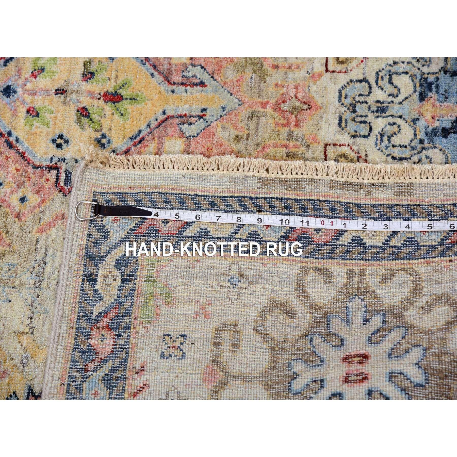9'x12' Weißer handgeknüpfter orientalischer Teppich aus Wolle mit kaukasischen Gul-Motiven im All-Over-Design im Angebot 5