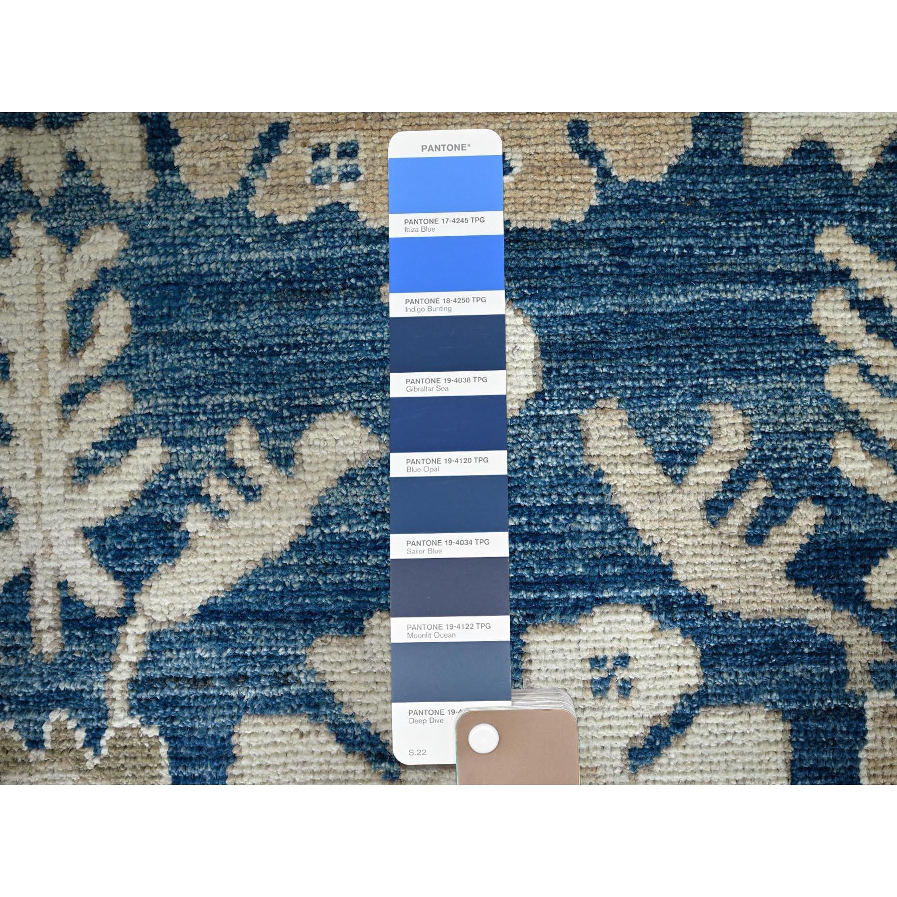 Tapis de laine souple afghan Oushak bleu de Yale noué à la main 9'x12' en vente 1