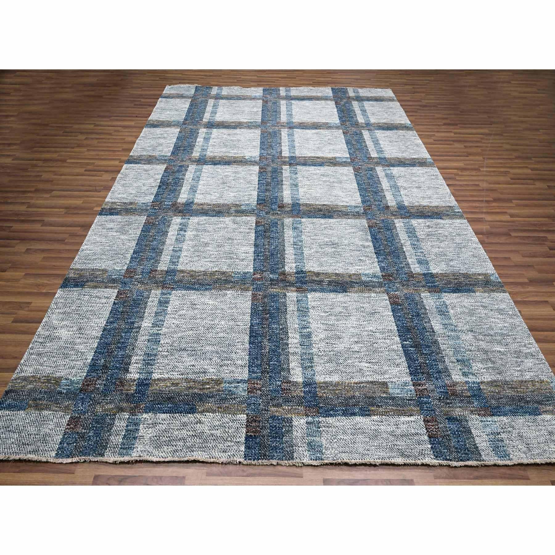 Pearl White with Brown, Modern Geometric Opened Up Plaid Design, Thick and Plush, Pure Wool, Hand Knotted, Oriental Rug
Primary materials: Wool
Latex: No Pile 
height: 0.25 Inches
Style: Contemporary
Primary color: Ivory
Secondary colors: Blue,