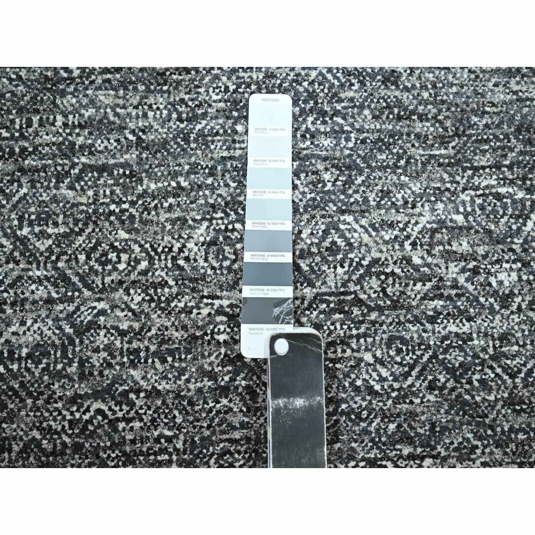 Contemporary 9'x12'2