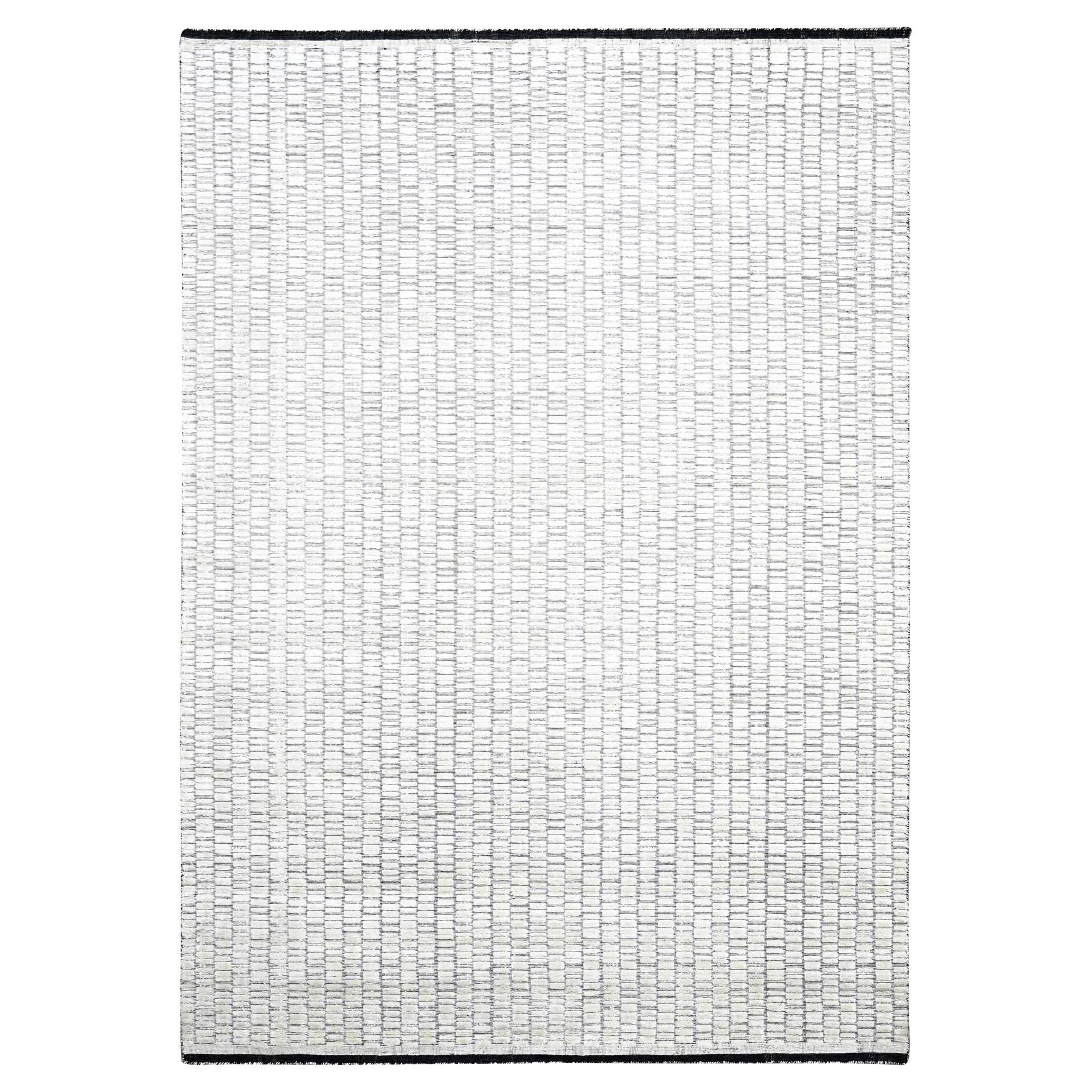 9'x12'2" Ivory and Black Modern Design Wool and Silk Hand Loomed Oriental Rug