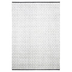 9'x12'2" Ivory and Black Modern Design Wool and Silk Hand Loomed Oriental Rug