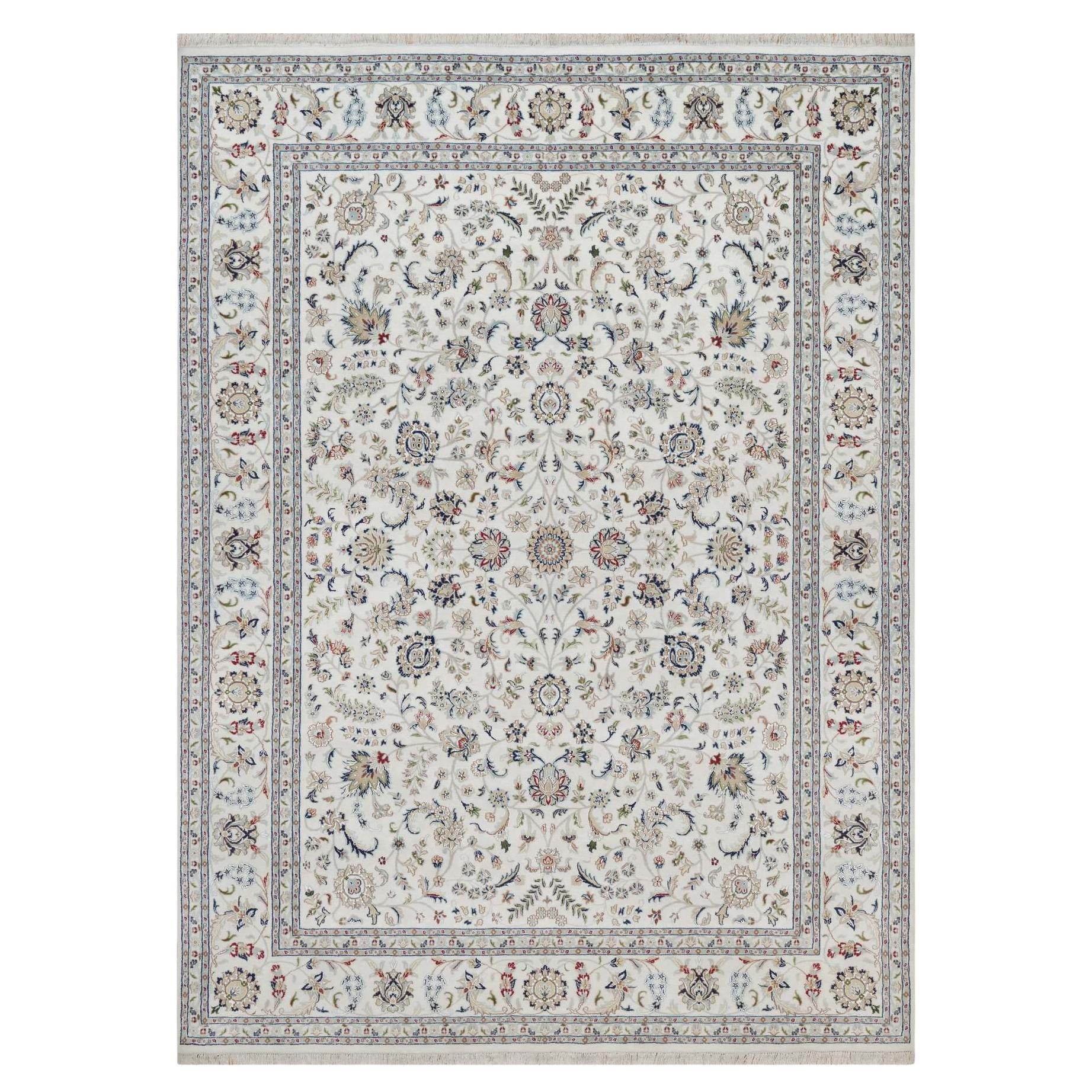 9
x12
2" Ivory Hand Knotted Wool
Silk Nain with All Over Design Oriental Rug